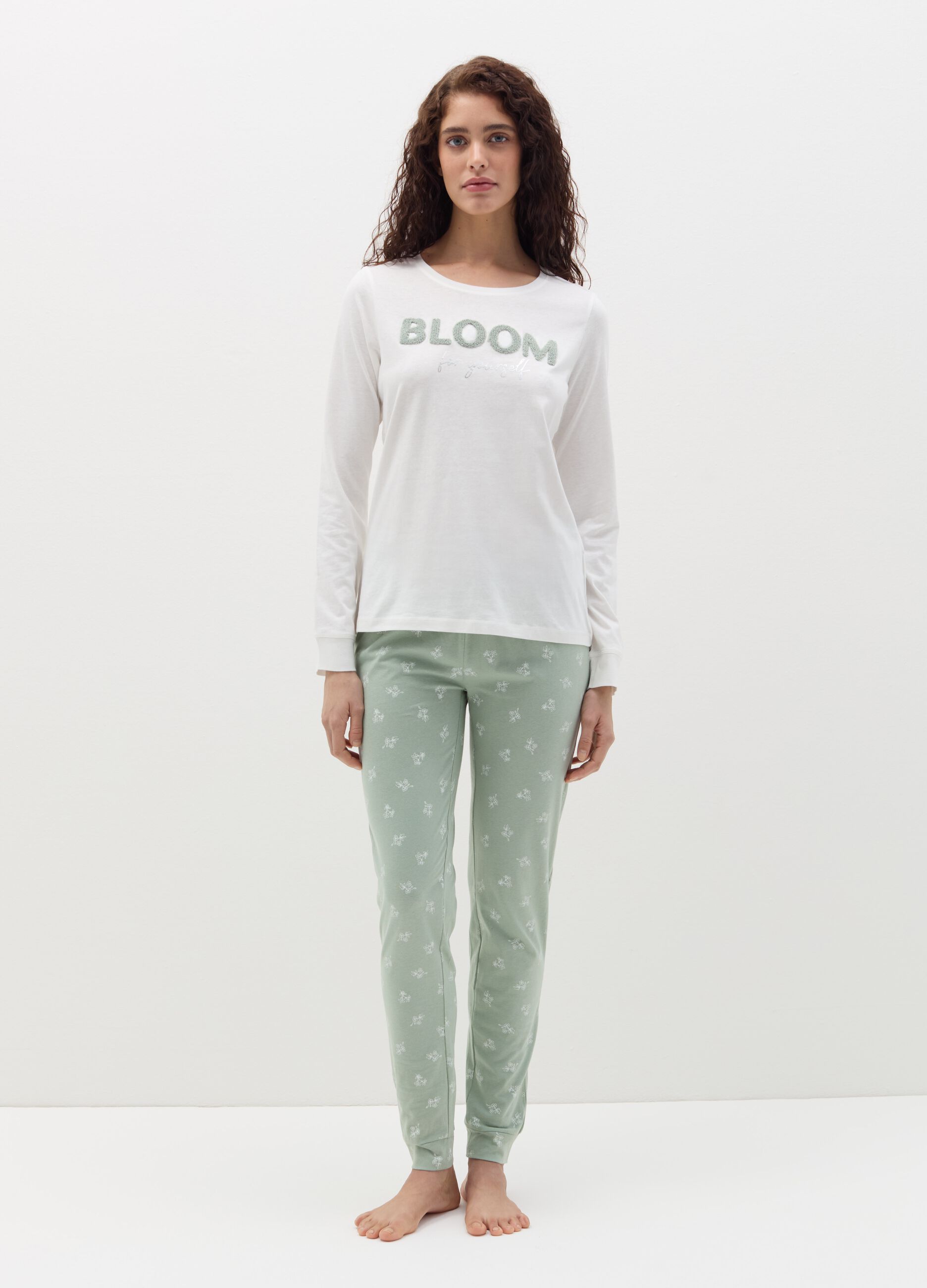 Cotton pyjamas with bouclé lettering