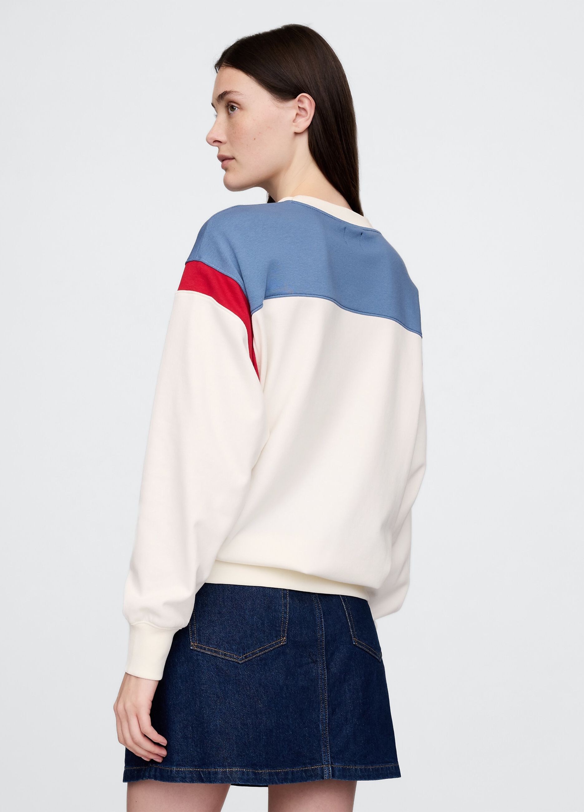 Gap Classic Sweatshirt with Tricolour Logo