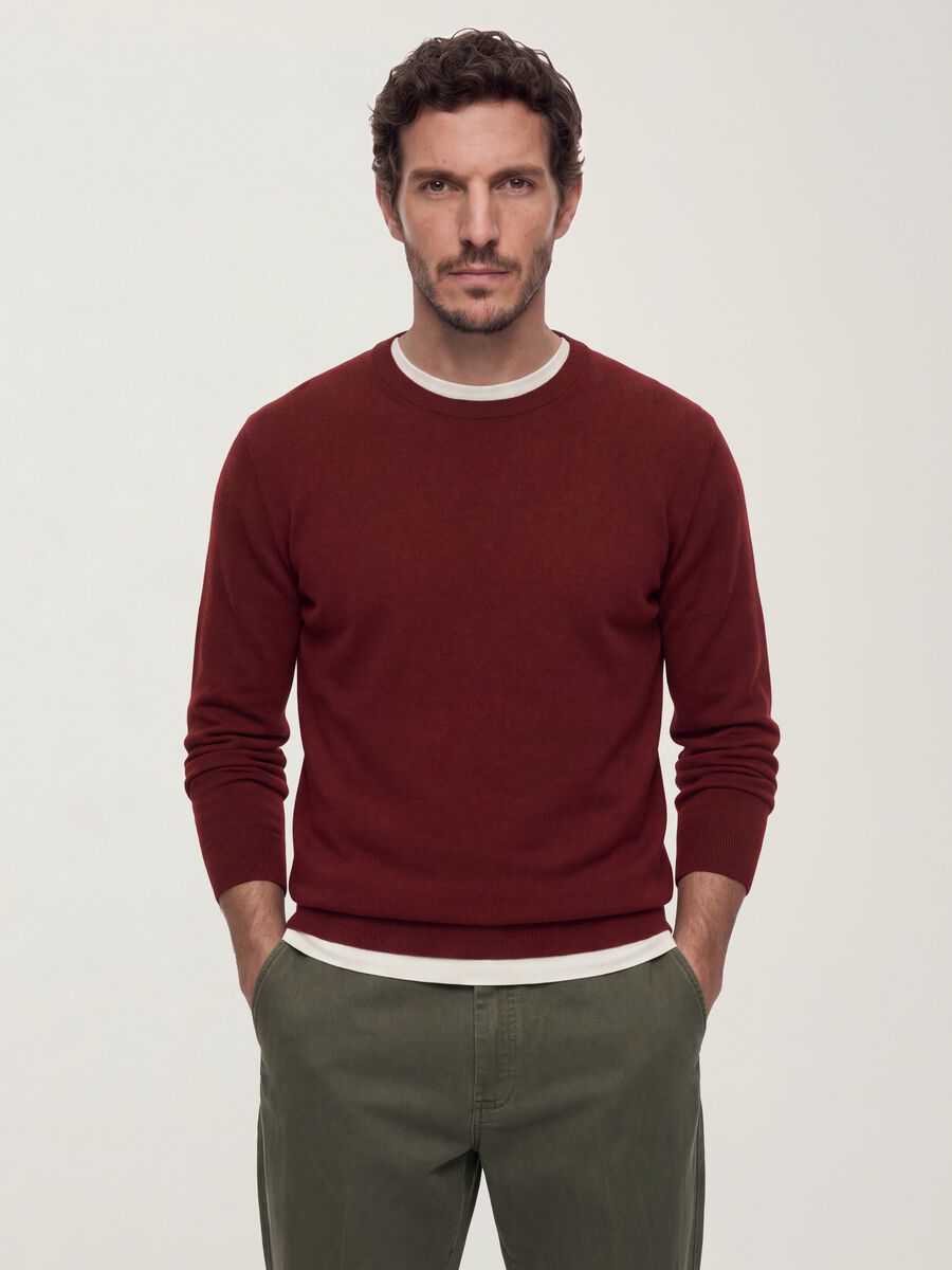 Maglia girocollo rossa in misto viscosa regular fit_0