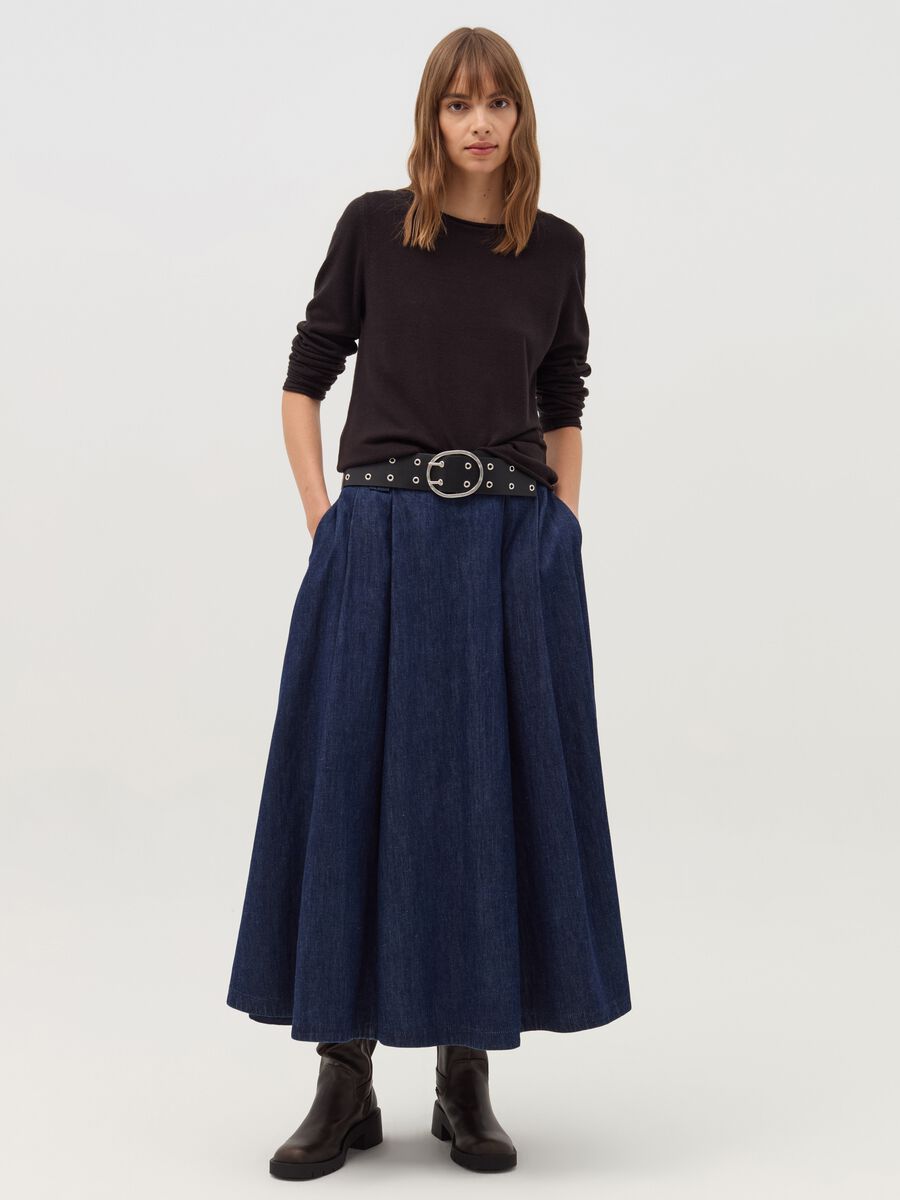 Top with rolled edging_1