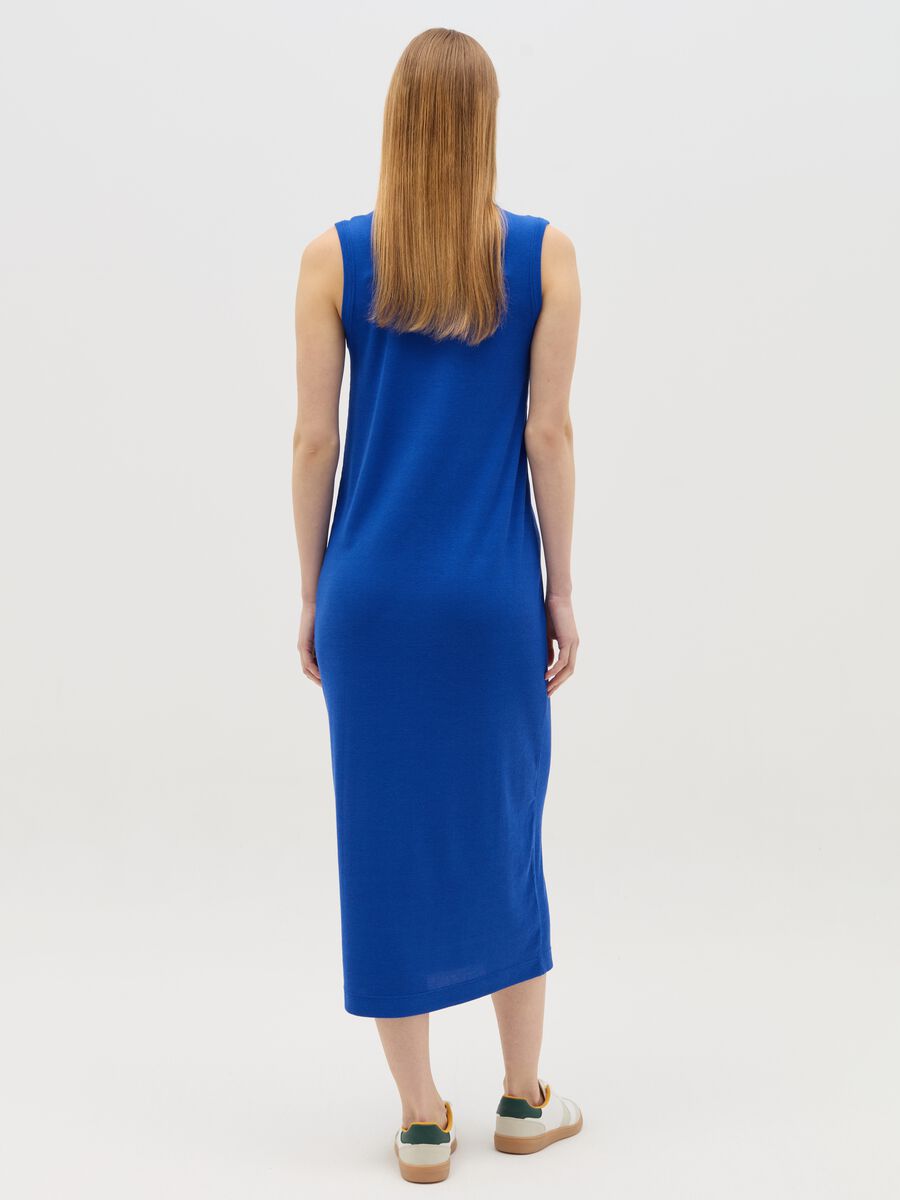 Long sleeveless maternity dress with ribbing_3