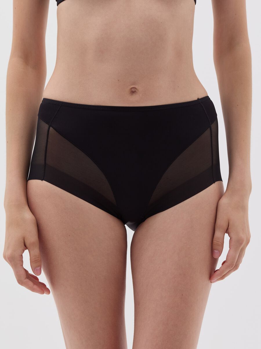 Invisible high-rise French knickers_2