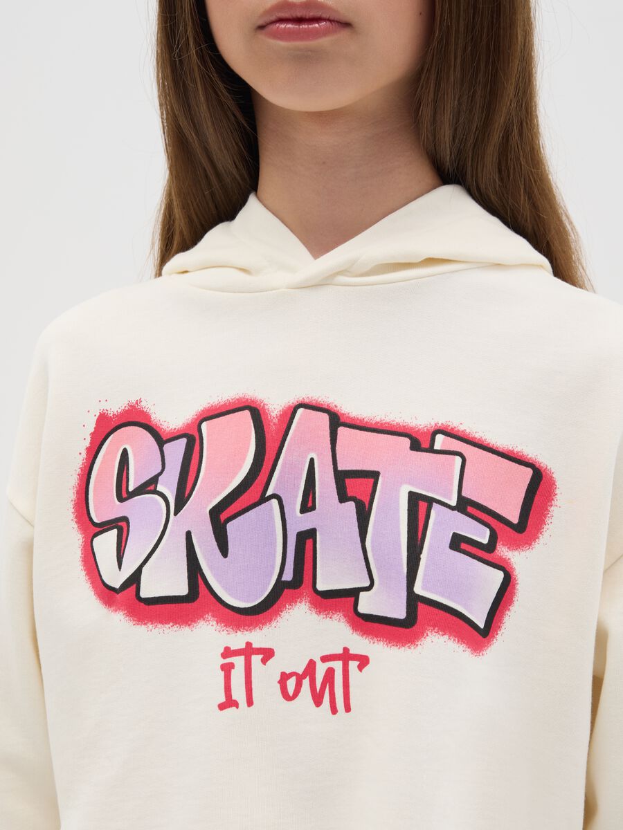 Cropped hoodie with print_2