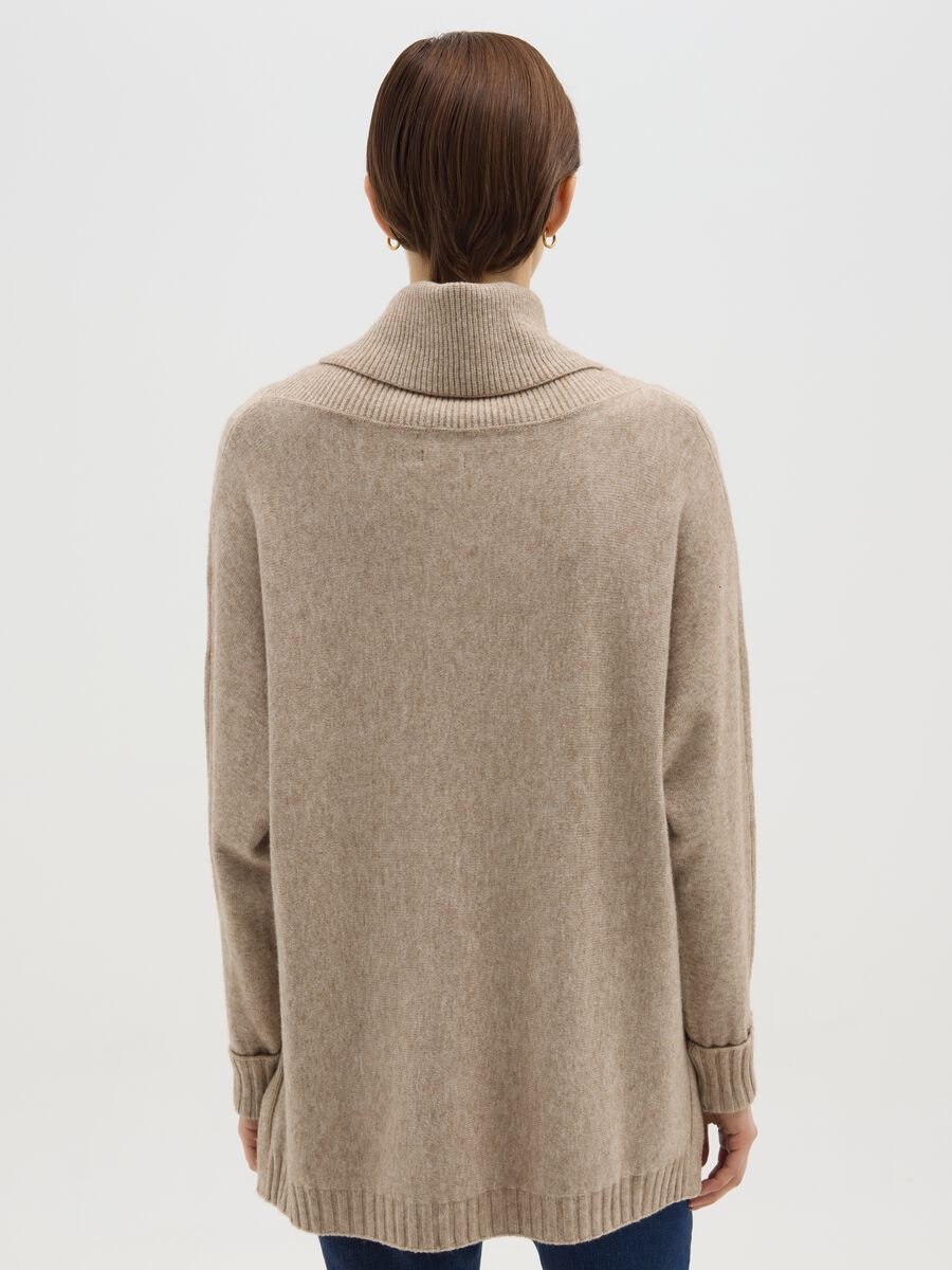 Beige regular fit jumper with high neck_2
