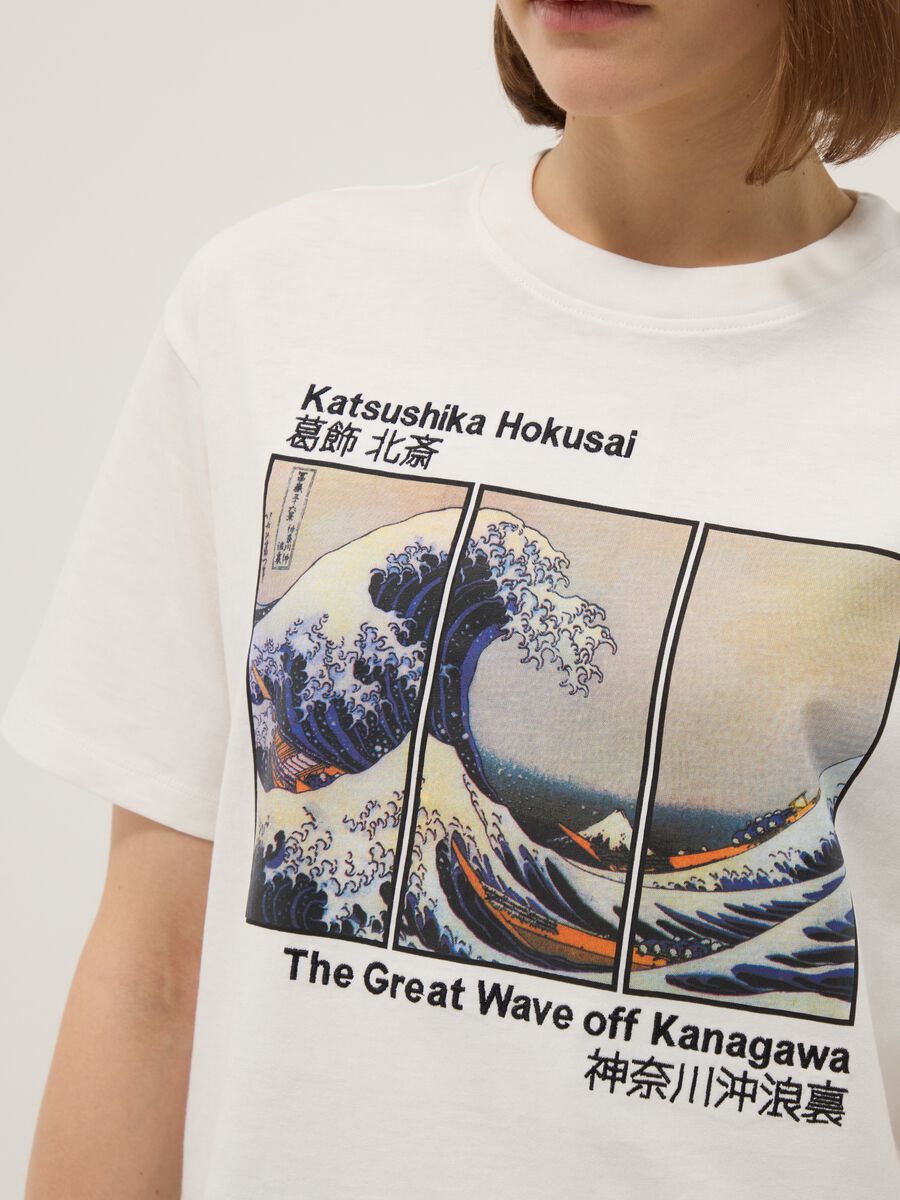 White pure cotton regular fit T-shirt with Hokusai wave_3