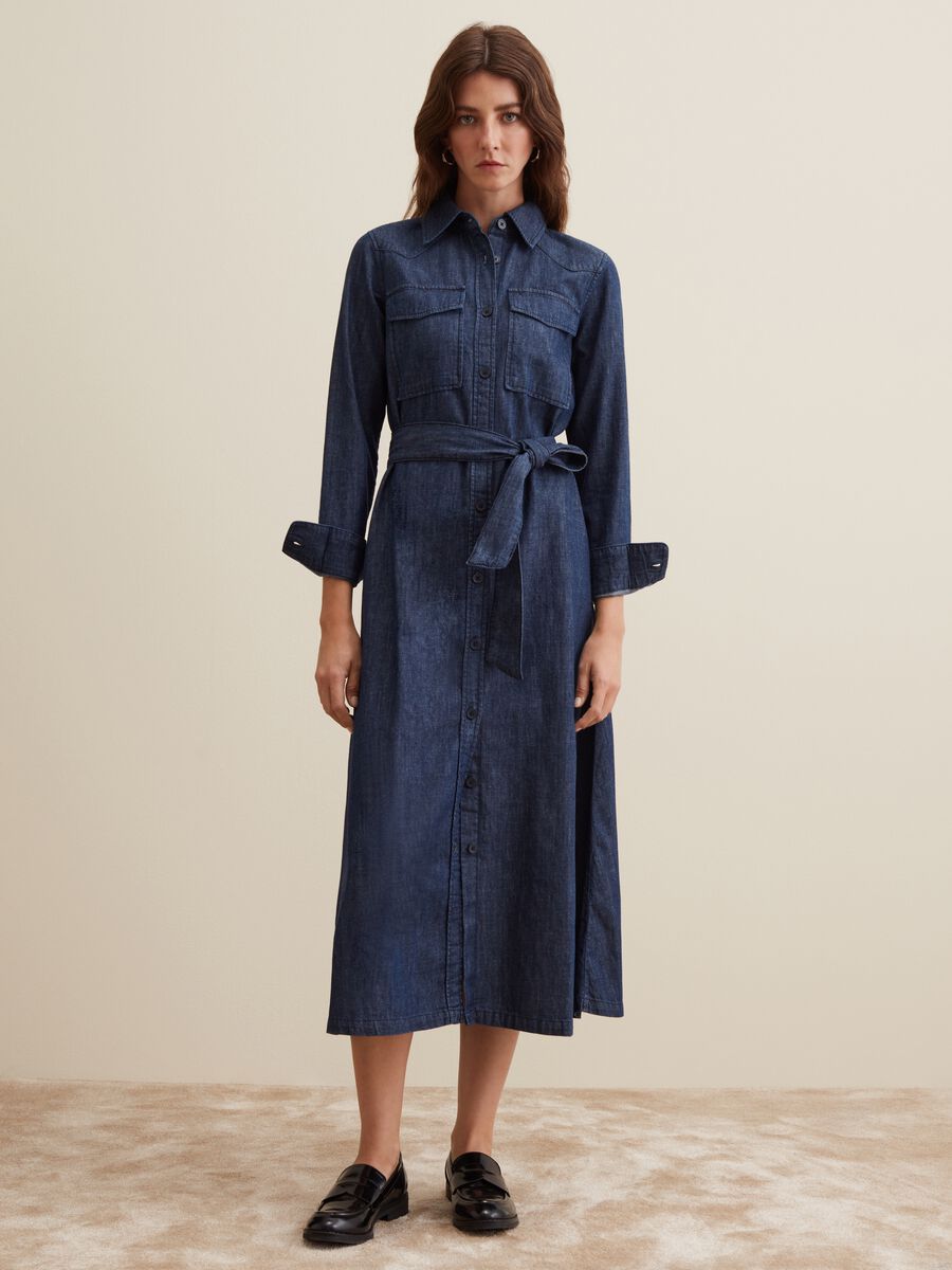 Abito lungo chemisier in denim con cintura_0
