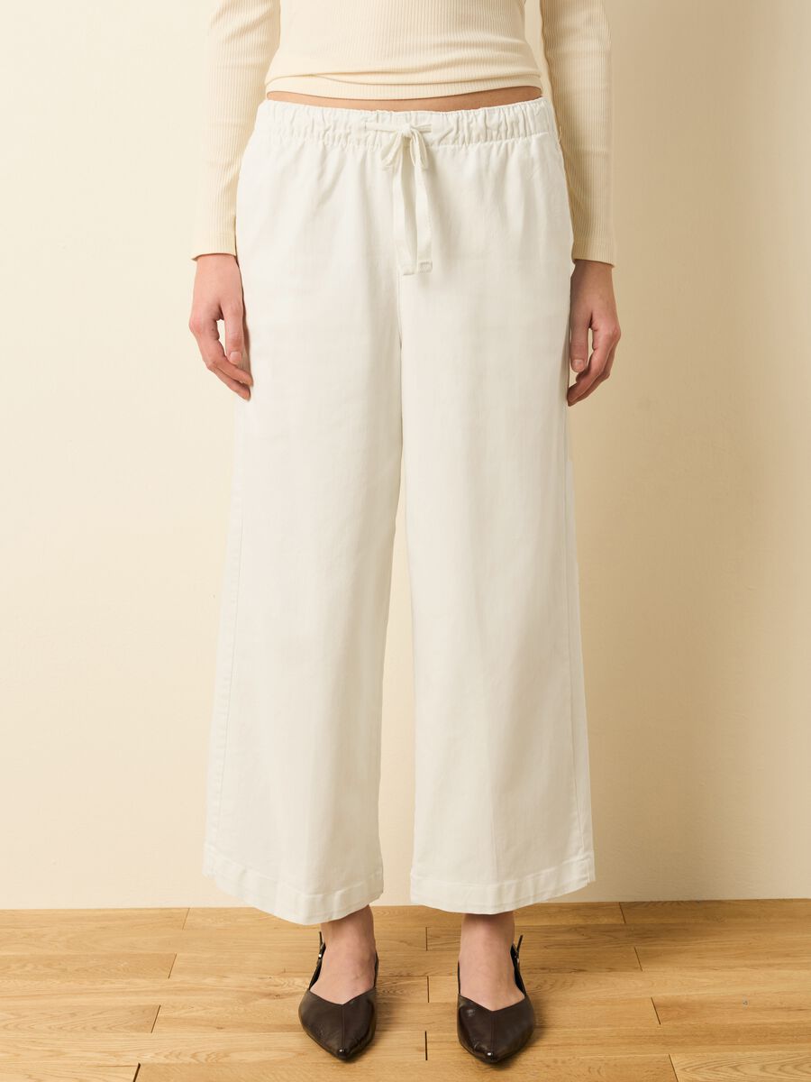 Wide-leg trousers in stretch cotton_2