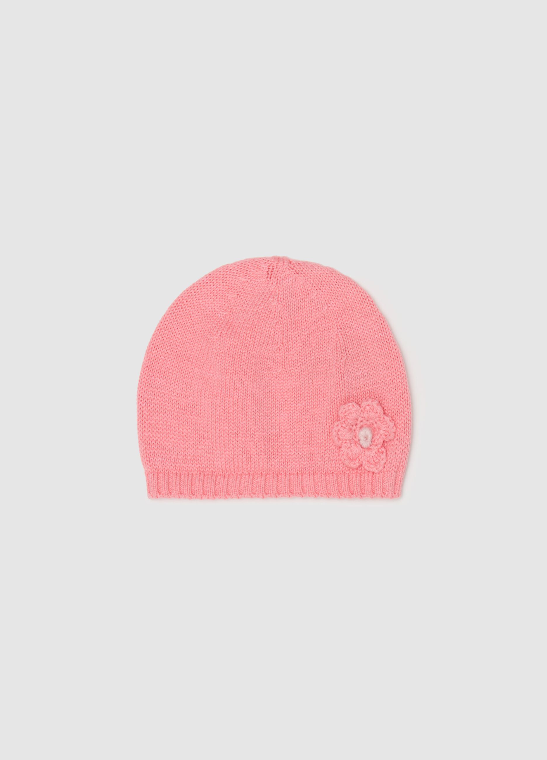 Cotton hat with crochet flower