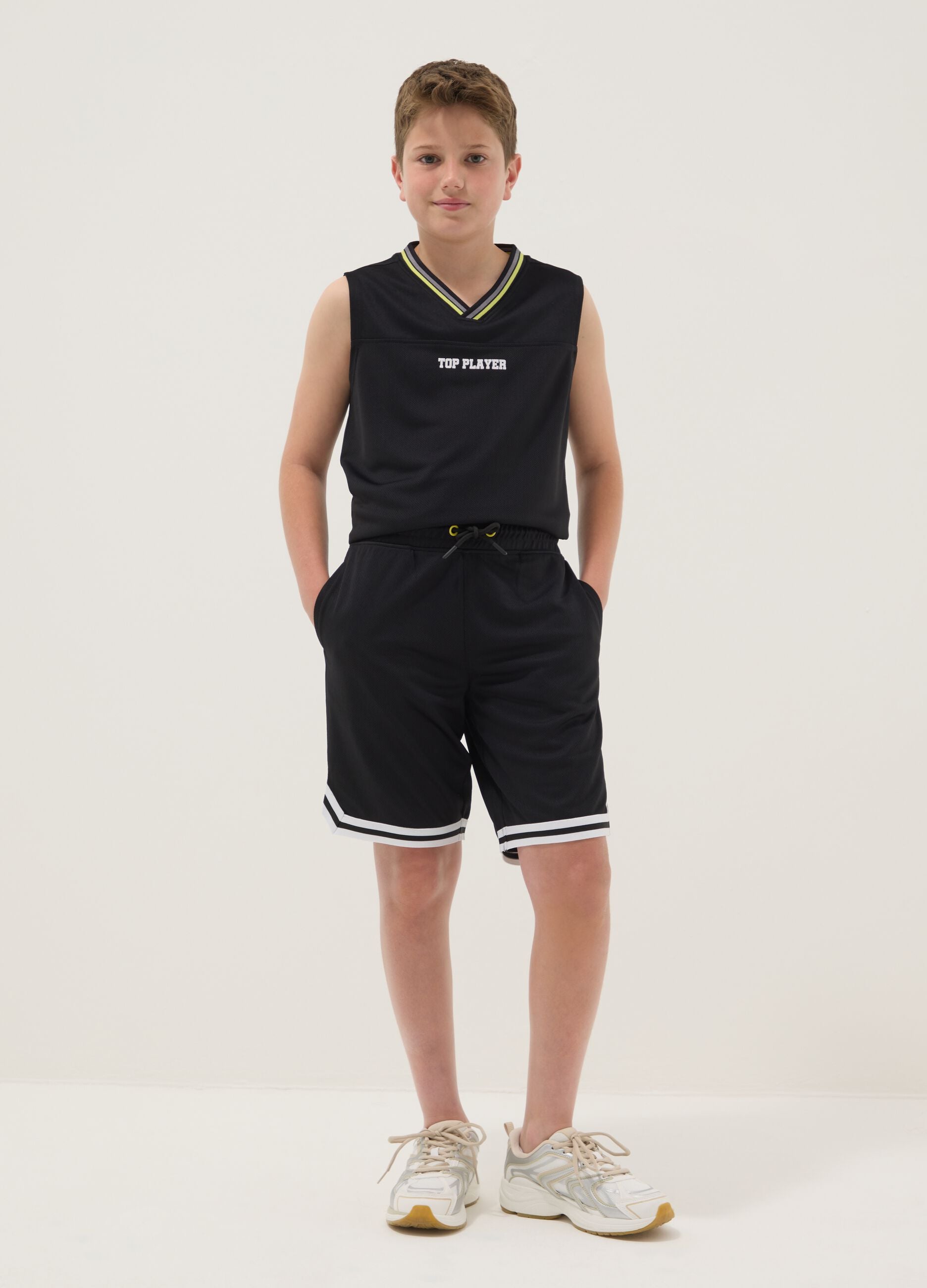 Blue shorts with elasticated waistband and drawstring