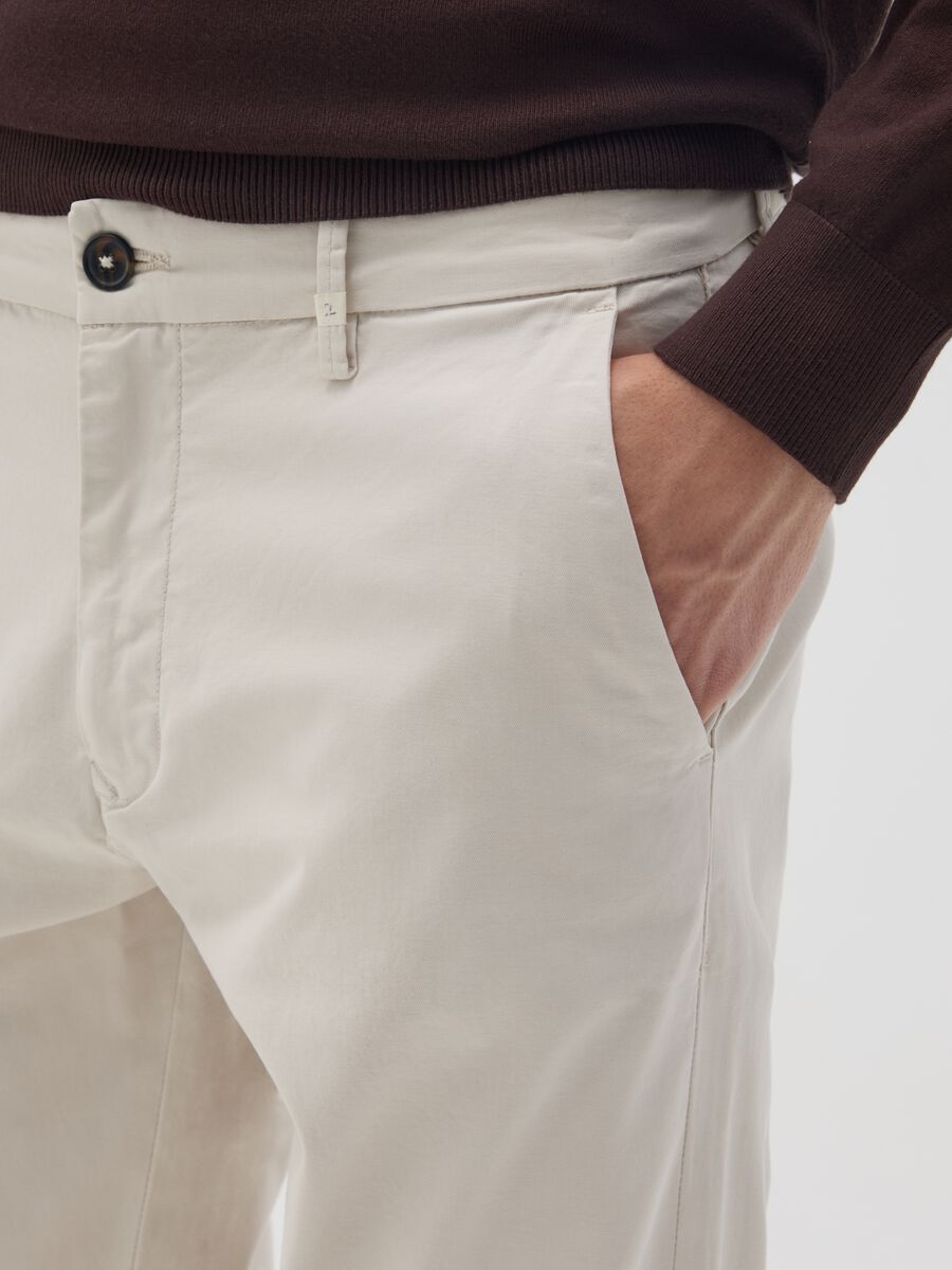 Slim fit beige cotton trousers_3