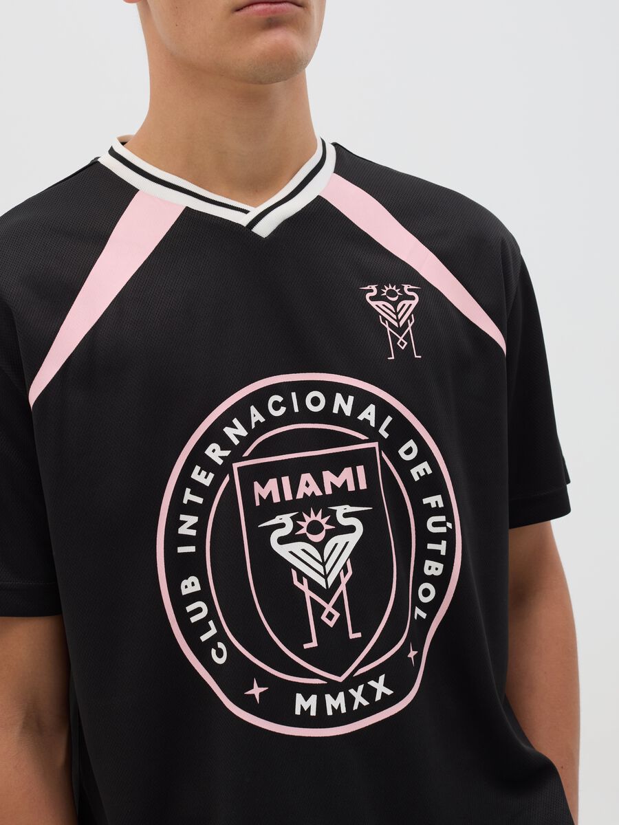 Black T-shirt with pink Club Internacional De Fùtbol Miami details_2