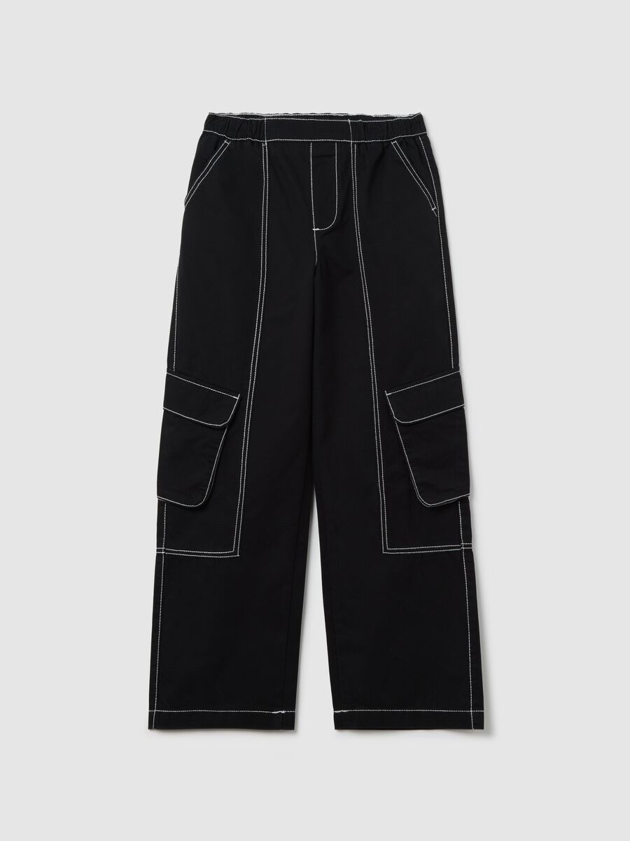 Cargo trousers with contrasting stitching_0