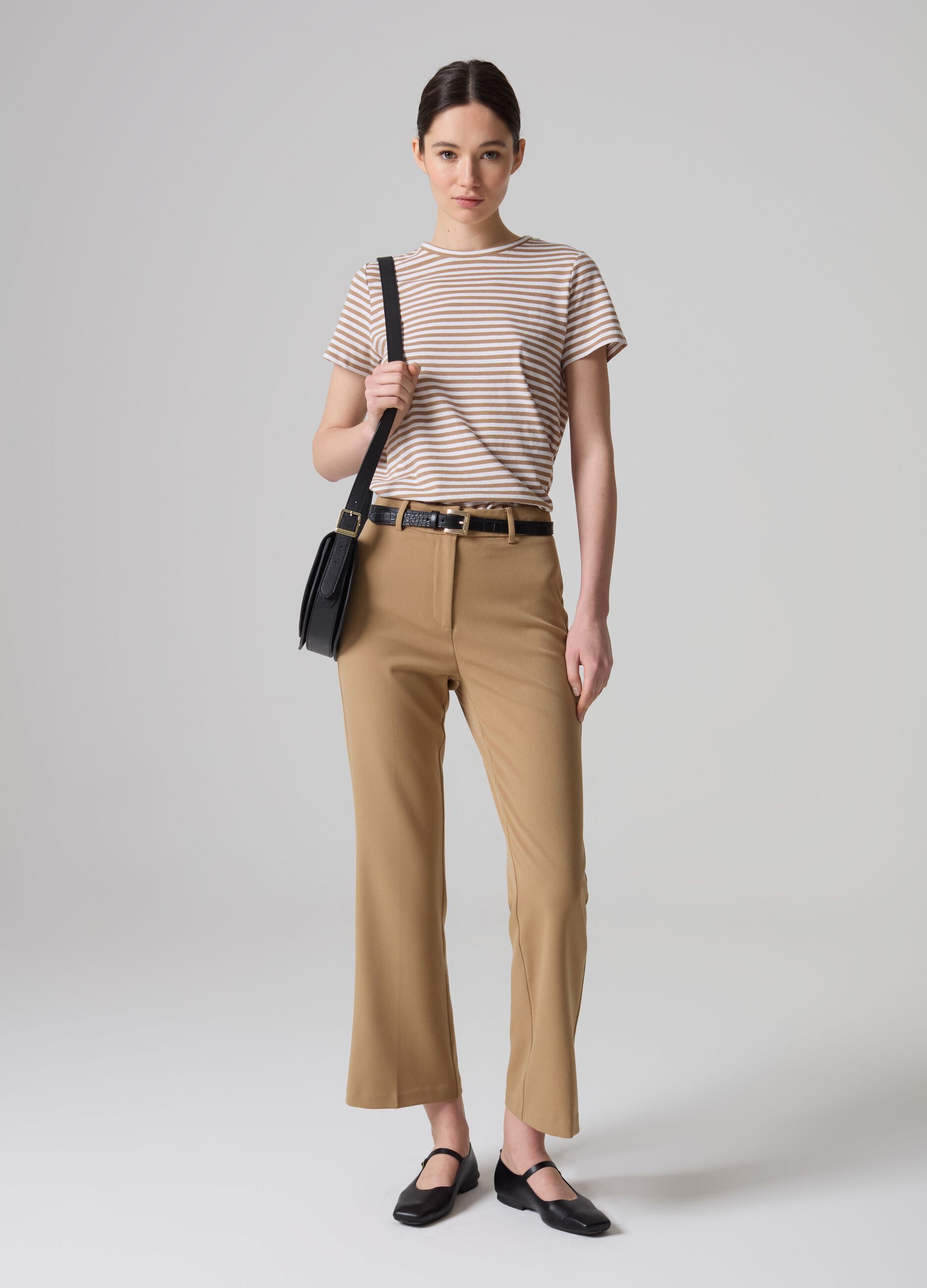 Pantaloni flare fit crop Contemporary