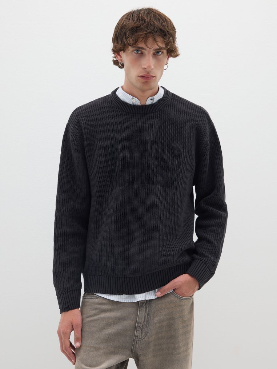 Maglione in puro cotone nero e vestibilità over_0