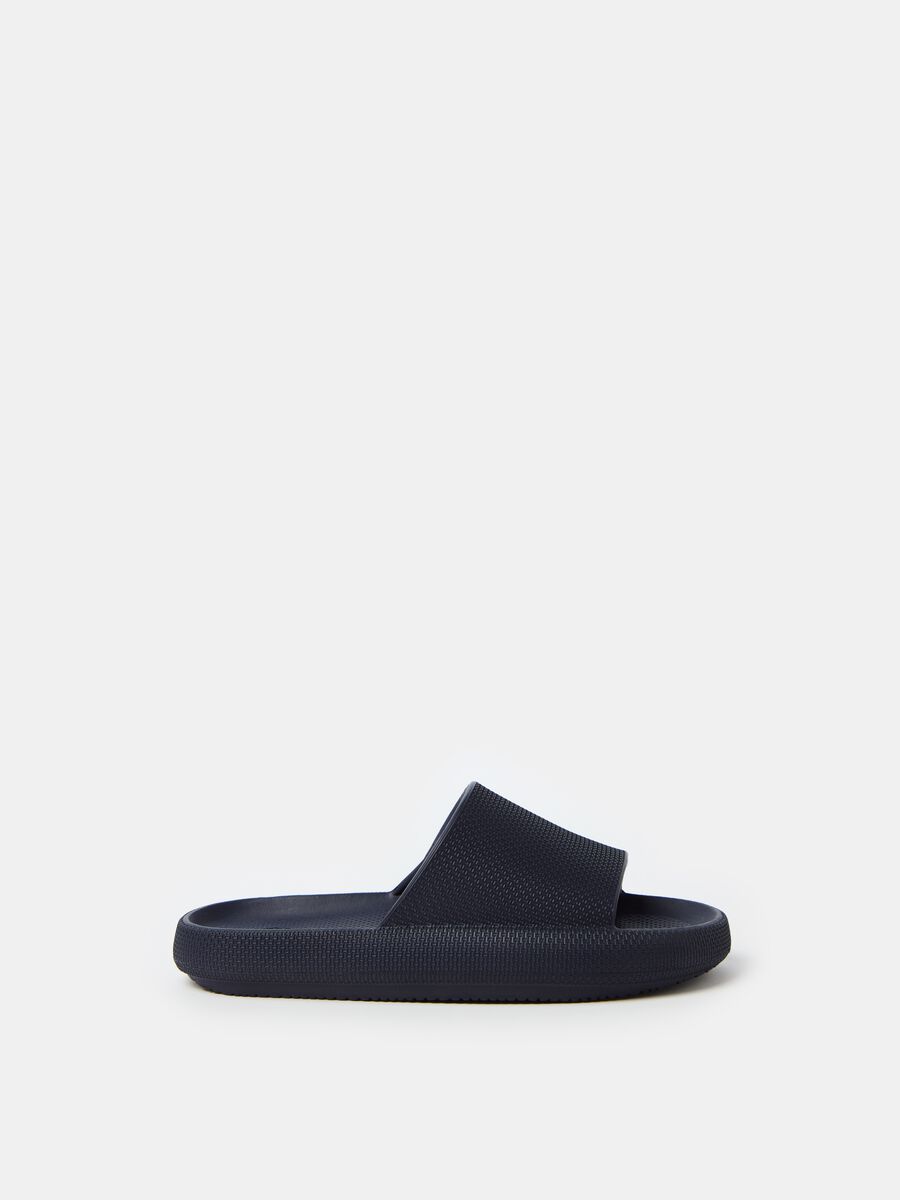 Slippers with thick sole_0