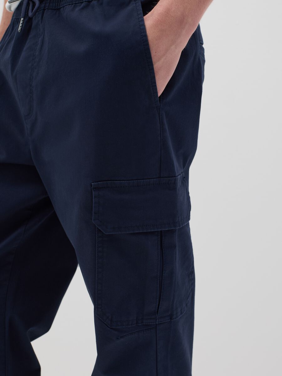 Blue cargo joggers with drawstring_3