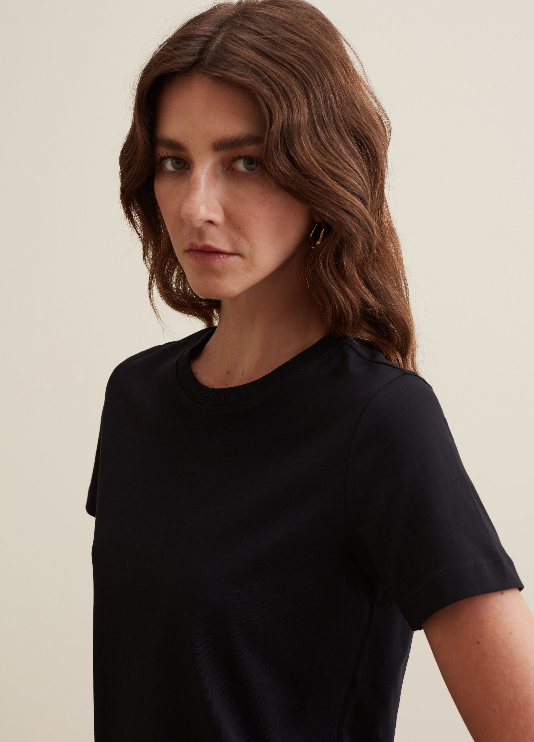 T-shirt in cotone con scollo rotondo_3