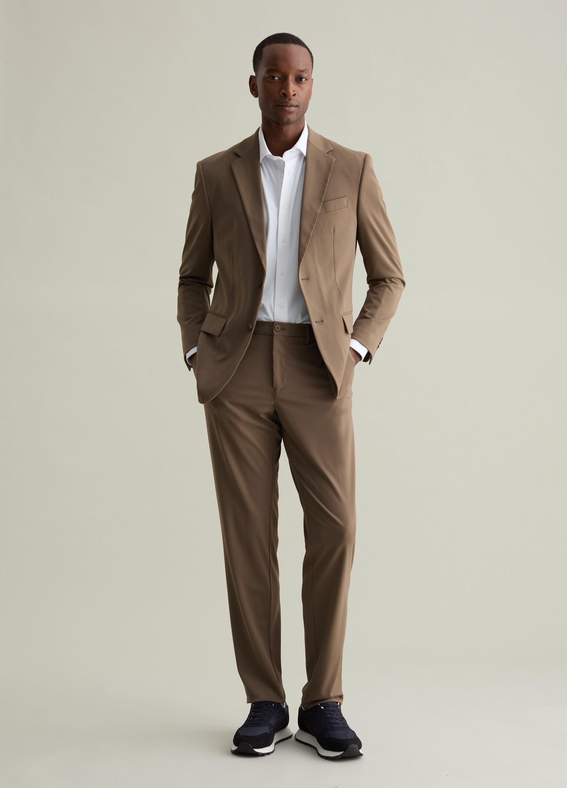 Pantalone chino in tessuto tecnico