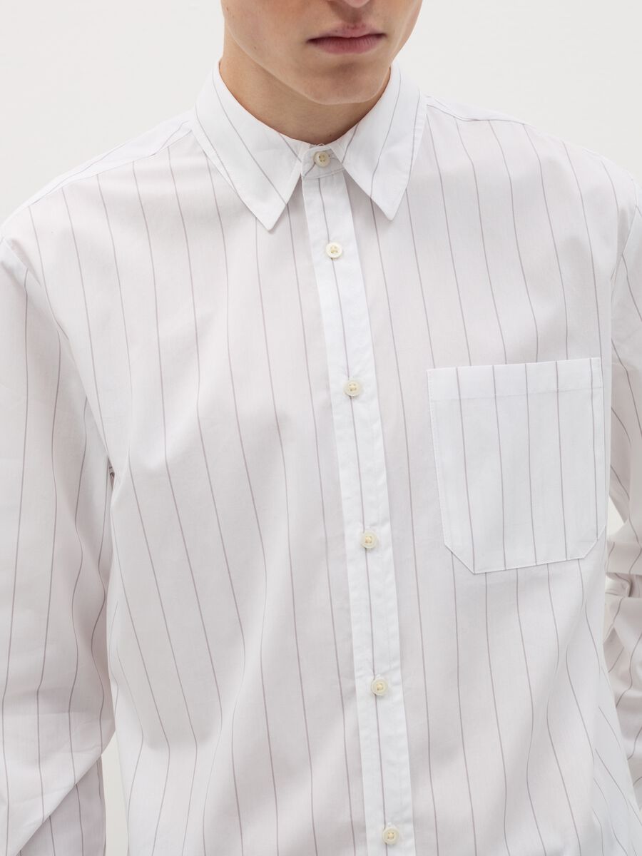 Pinstriped shirt with pocket_3