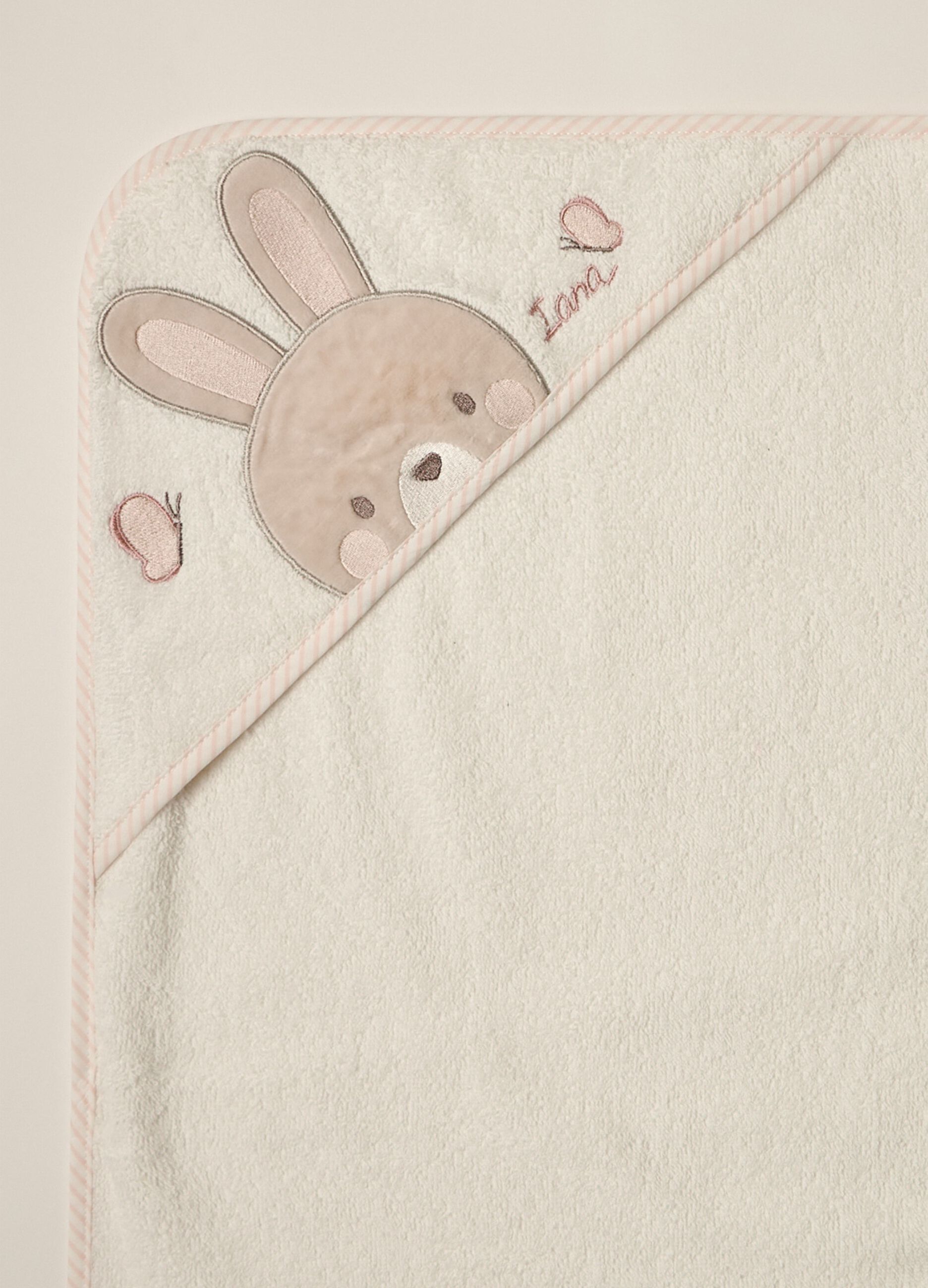 IANA newborn girl towel with corner