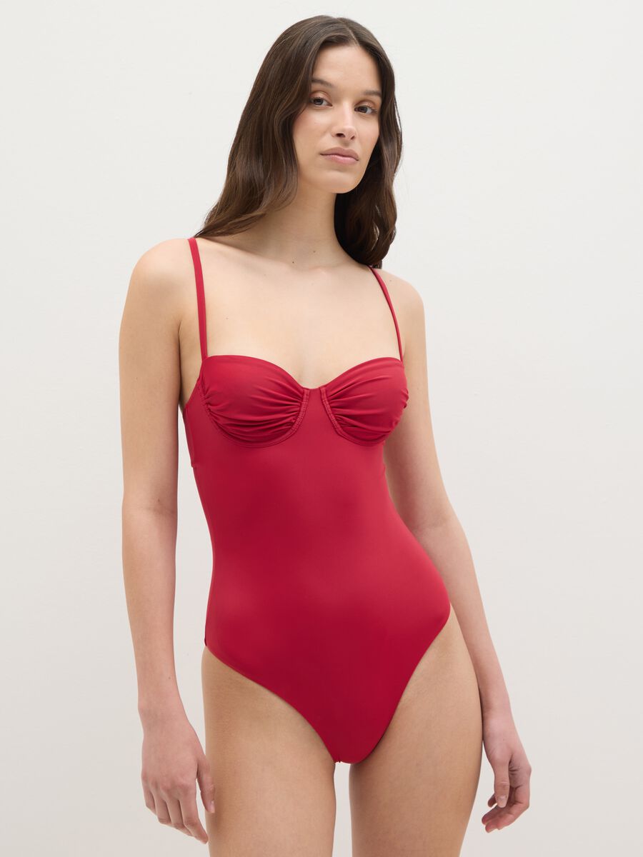 Women’s one-piece swimsuit in red stretch fabric without padding_0