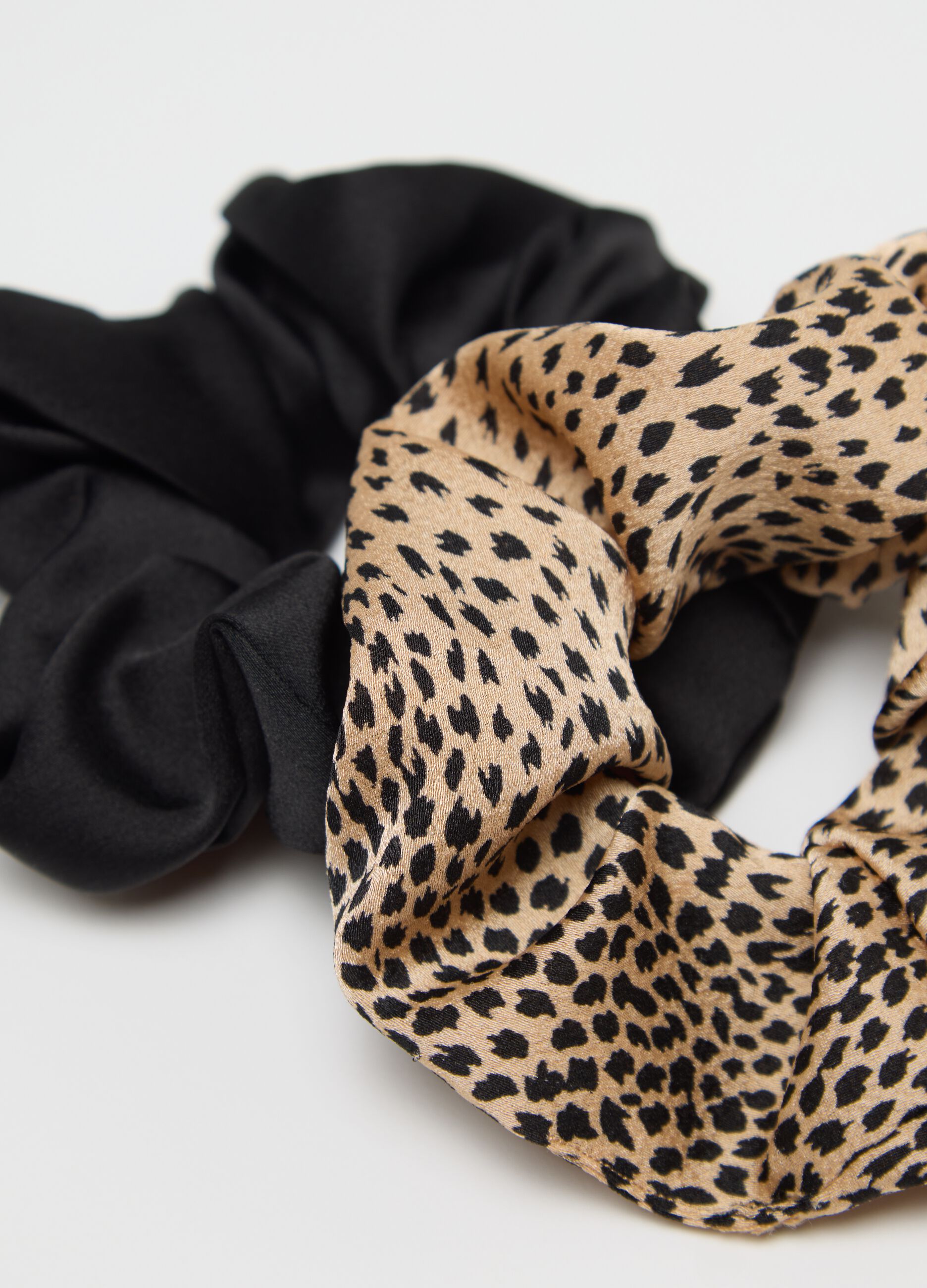 Women’s multicoloured elastic hair grips with animal pattern