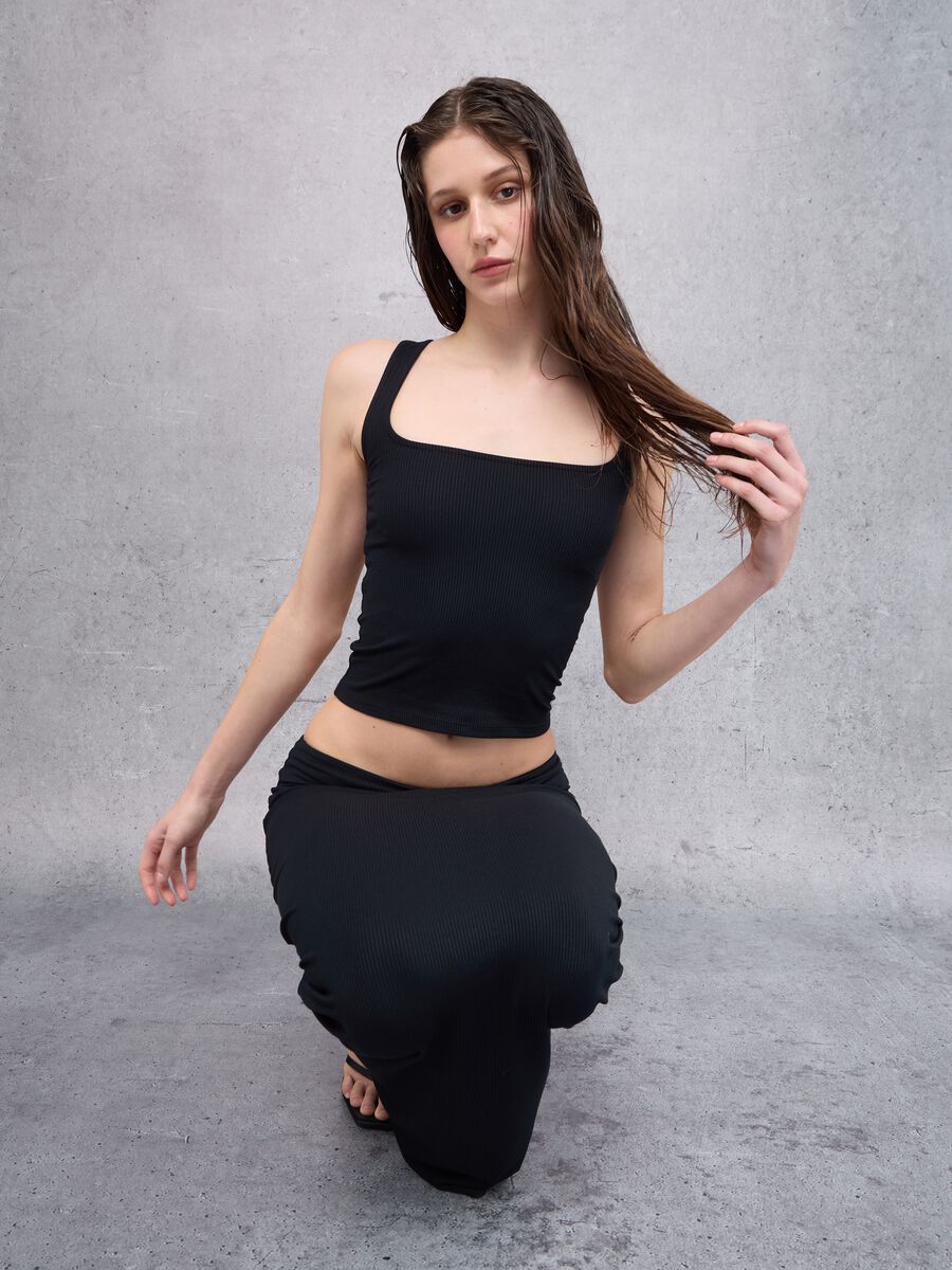Square Neck Black Tank Top_4