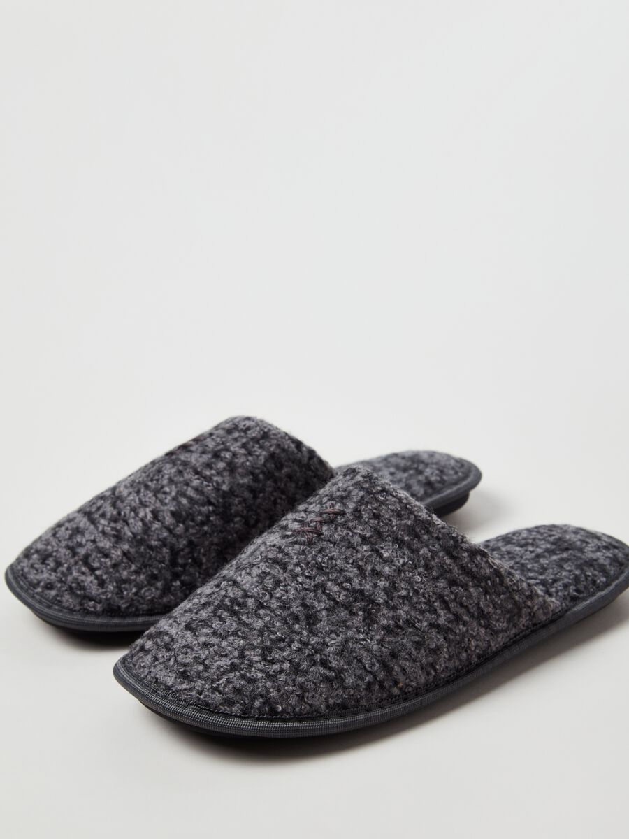 Pantofole effetto boucle_1