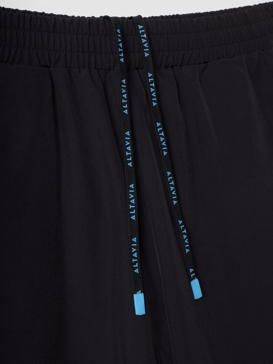 Shorts neri in tessuto elasticizzato easy dry ALTAVIA RUNNING_3