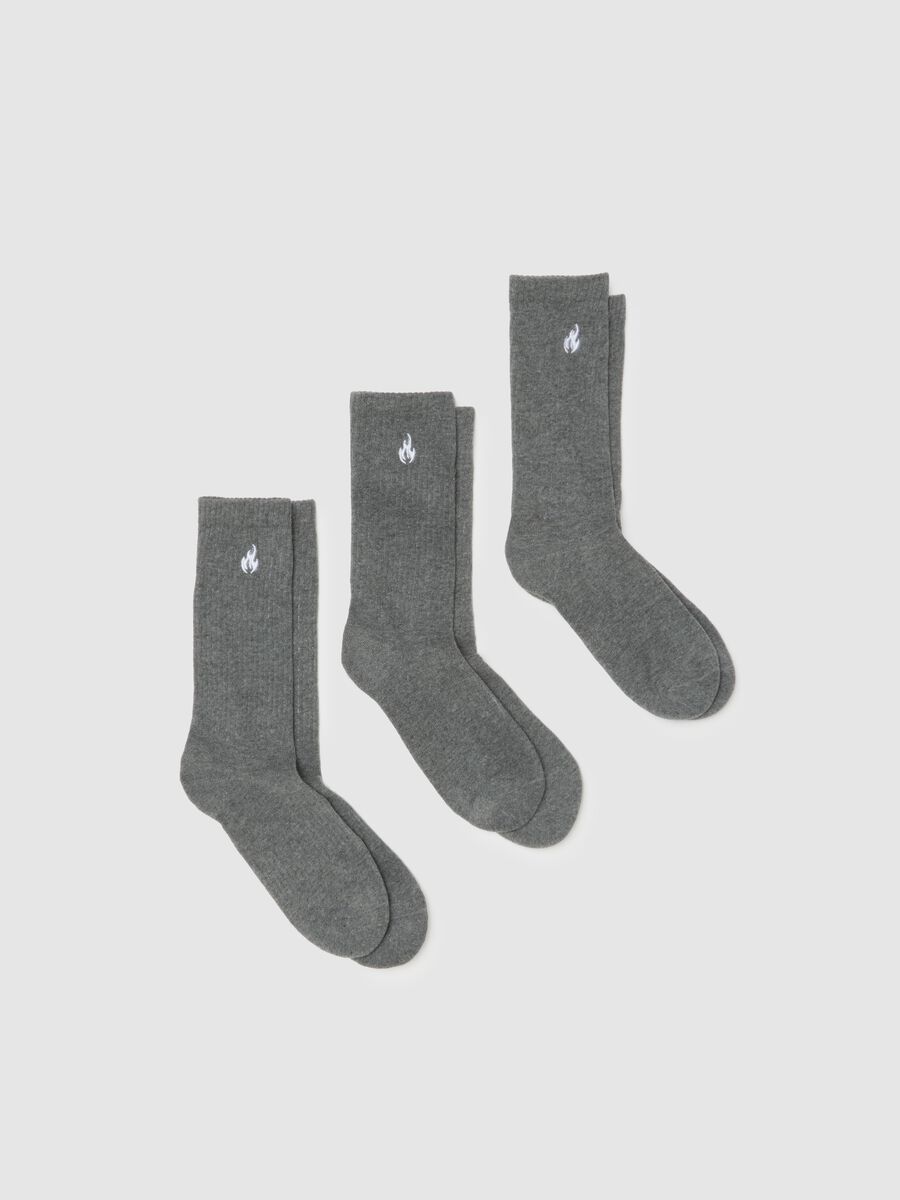 Pack of three grey sport socks in stretch cotton_0