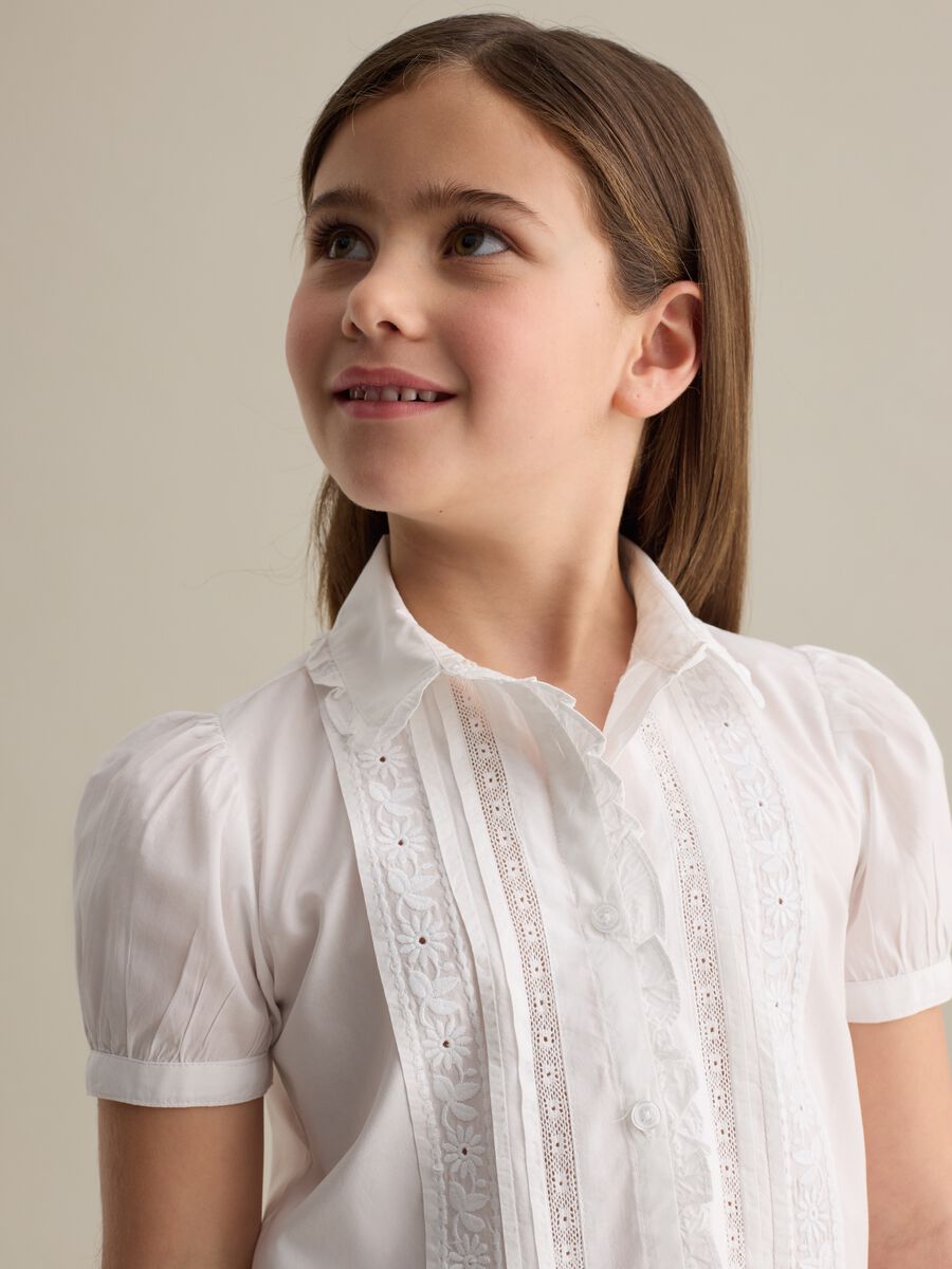 Cotton shirt with lace and floral embroidery_1