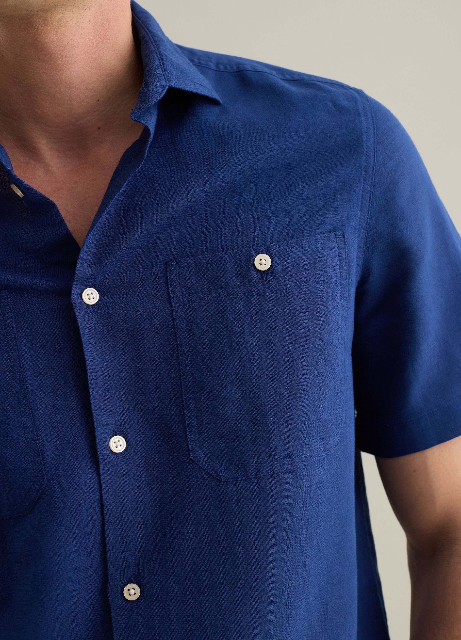 Camicia da uomo in lino e cotone blu regular fit con tasche
