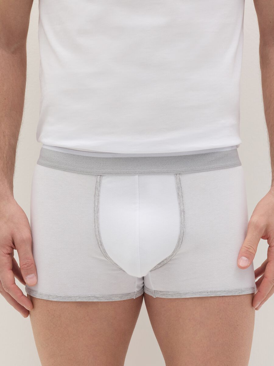 Stretch cotton boxer shorts with contrasting details._1