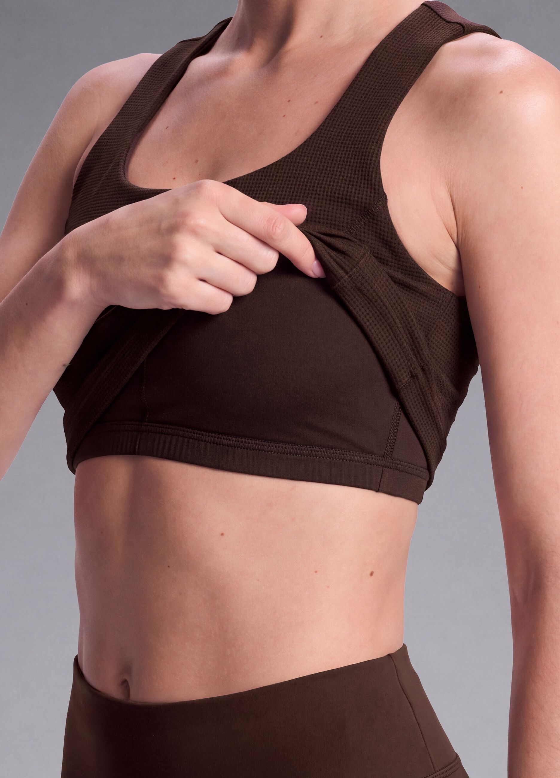 Brown crop top in stretch fabric
