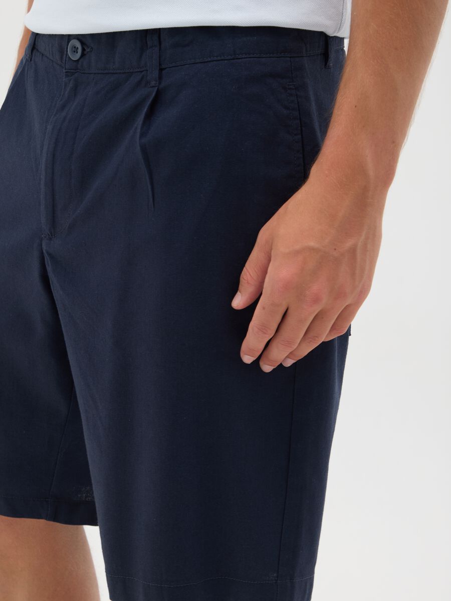Men's regular fit blue cotton blend shorts_3