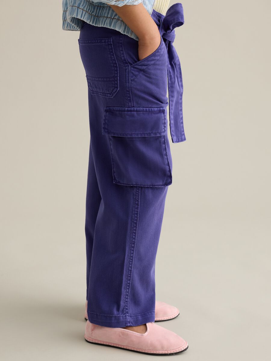 Cargo trousers in cotton and Lyocell with belt_2