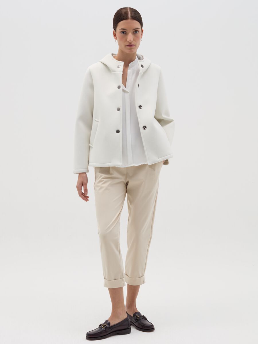 Short jacket with hood and buttons_1