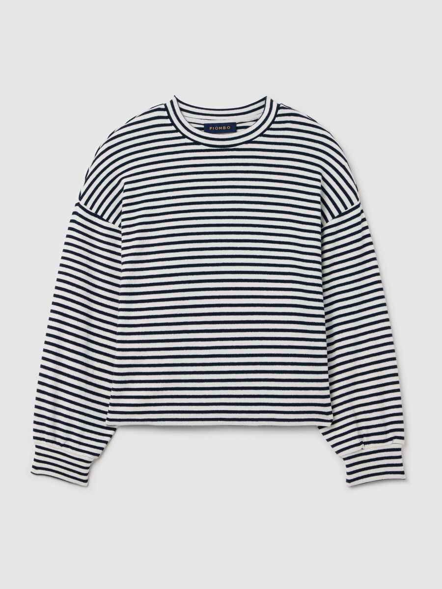 Sweatshirt with thin stripes_4