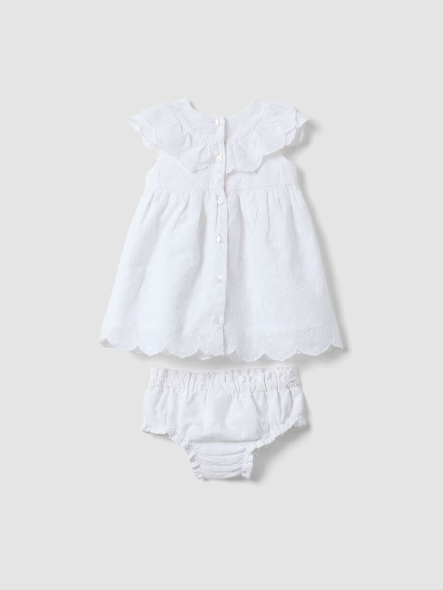 Completo bianco in puro cotone con abito e culotte_1