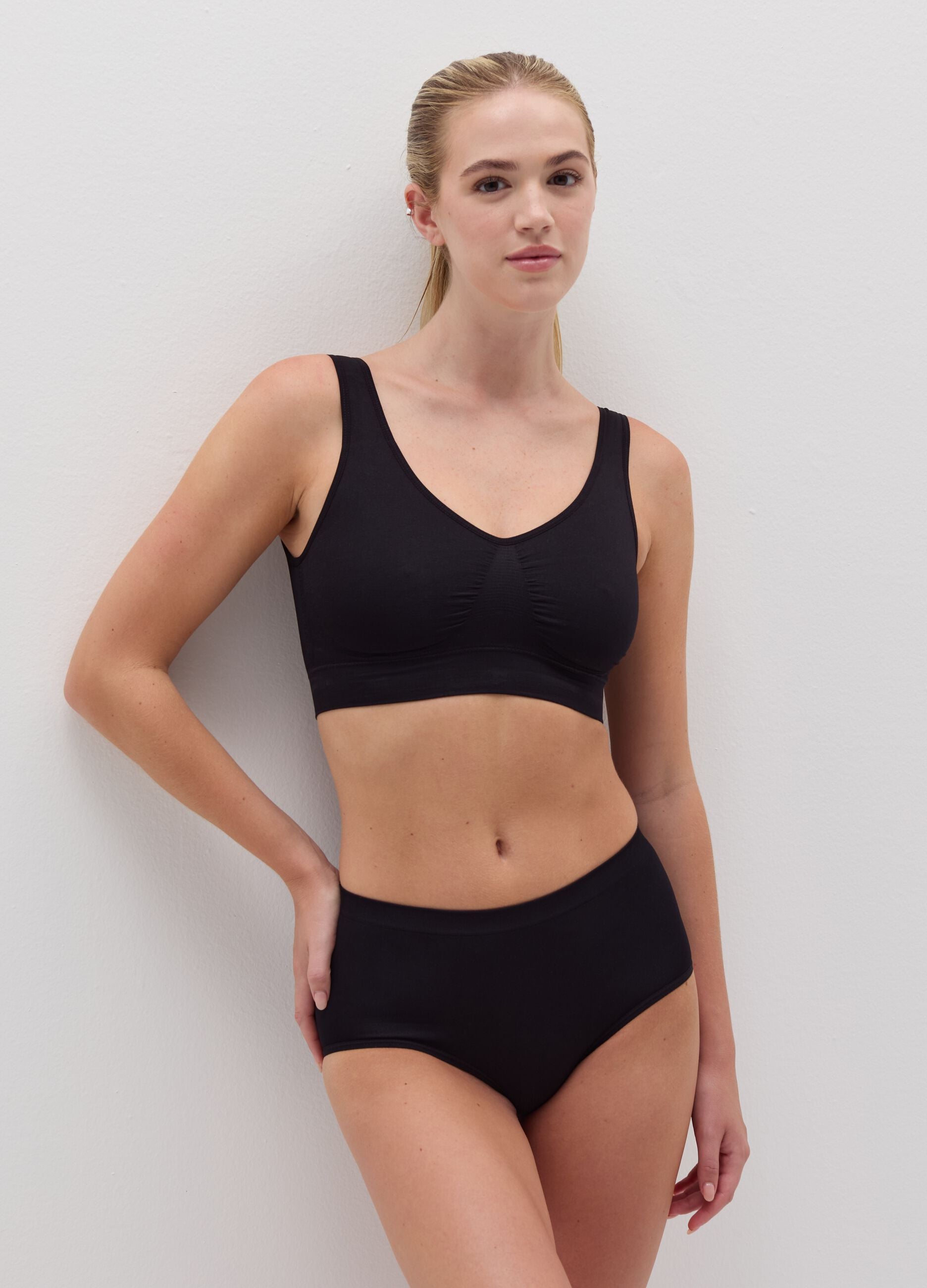 Culotte a vita alta in tessuto elasticizzato nero
