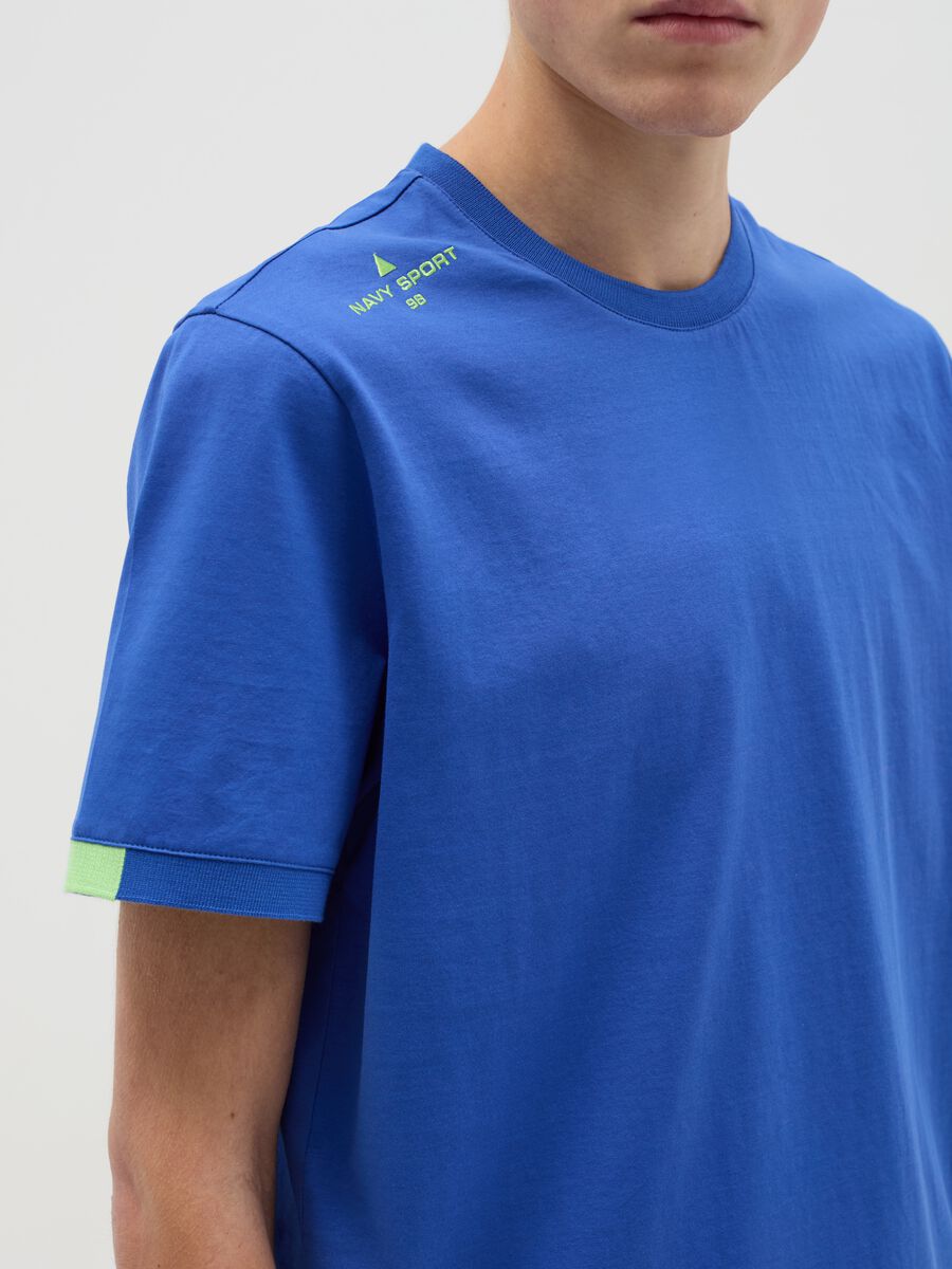 T-shirt with logo embroidery_3