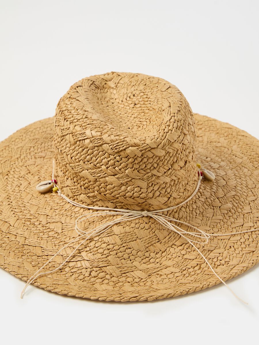 Straw hat with decorations_2