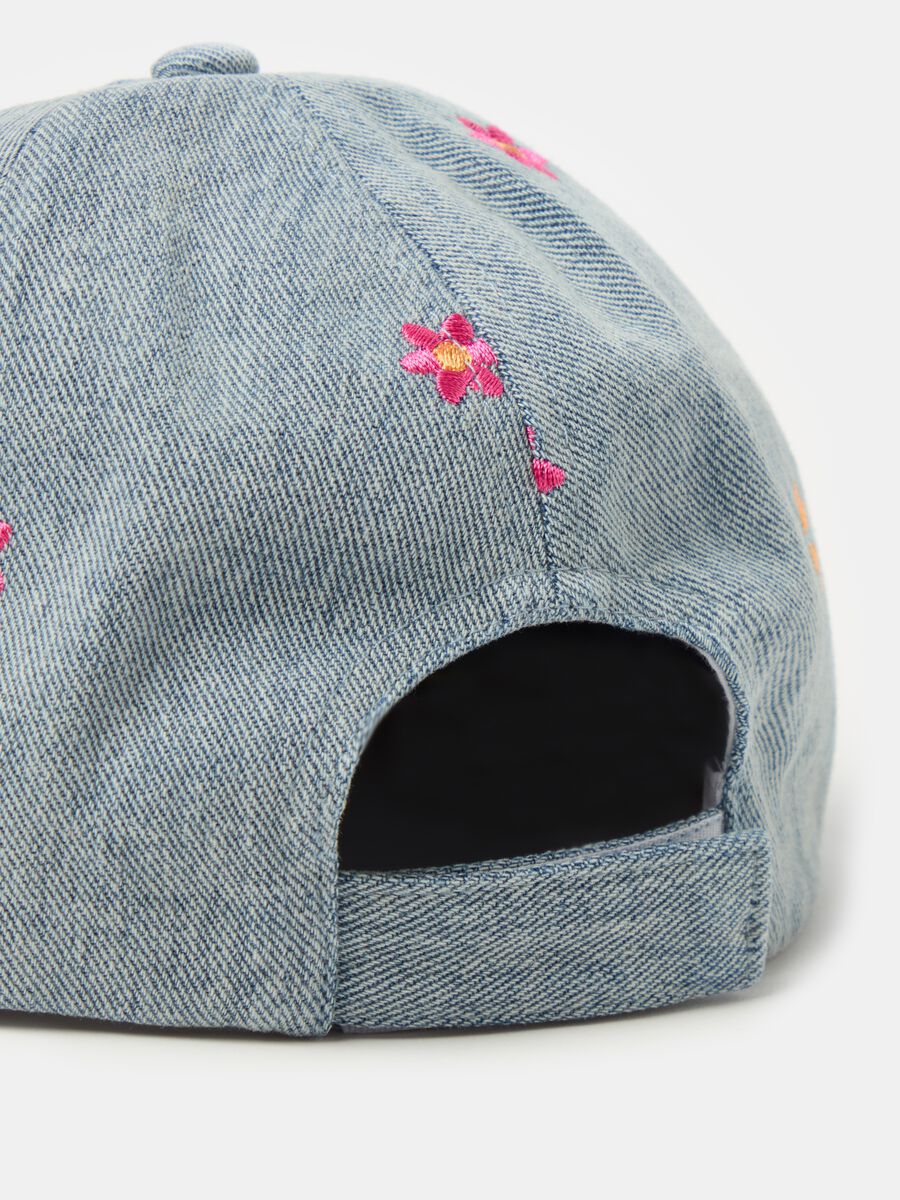 Denim baseball cap with embroidery_1