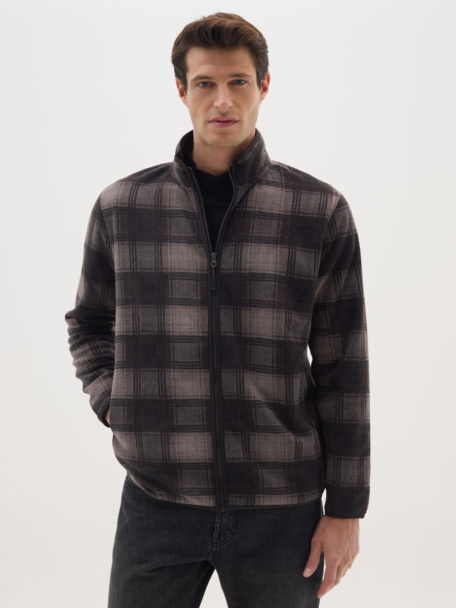 Felpa a collo alto con quadri multicolor regular fit in pile con zip_0