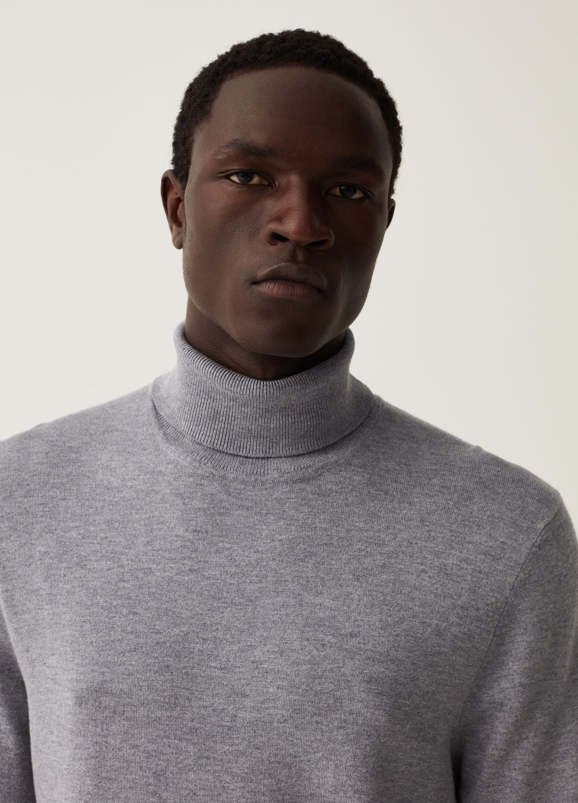 Pullover a collo alto_1