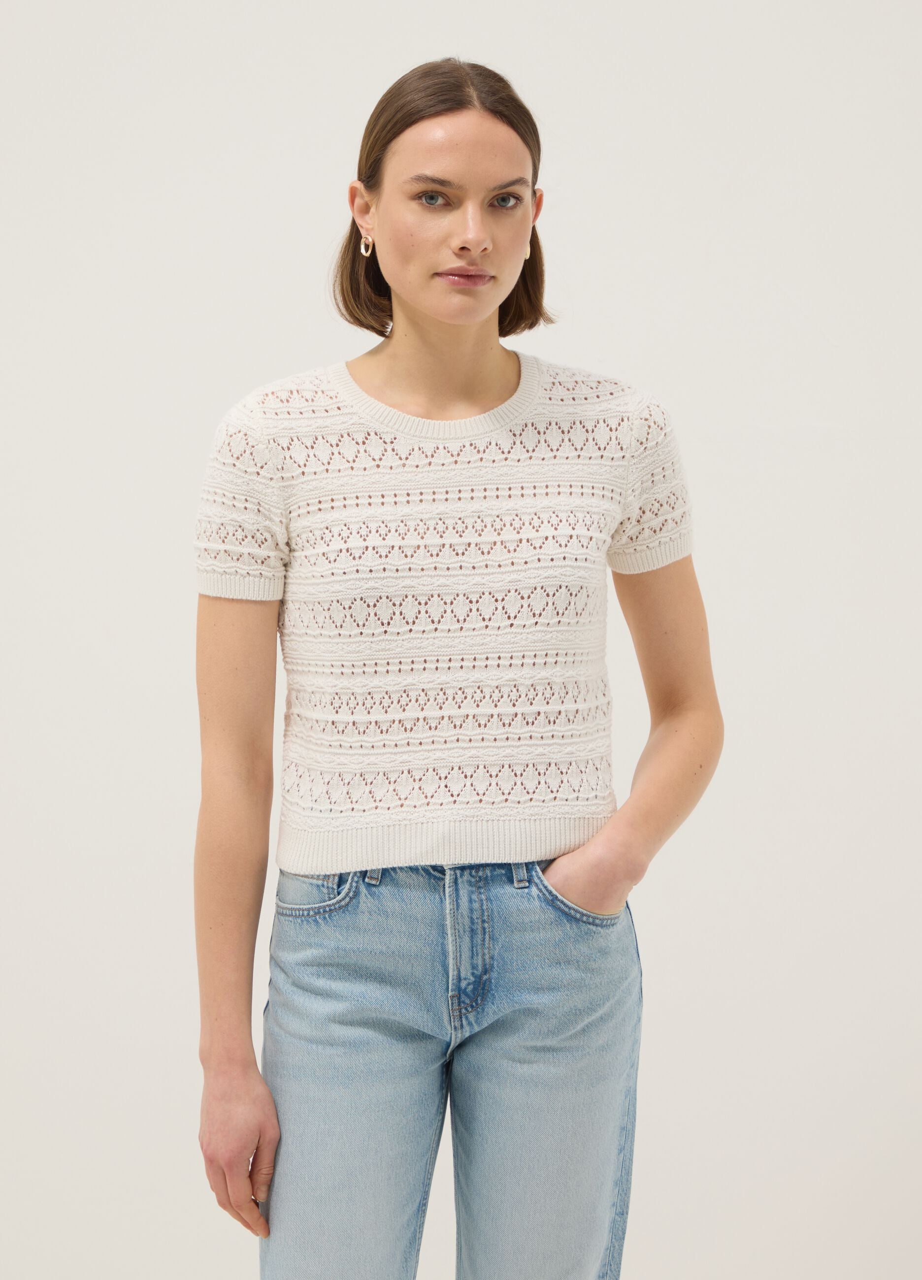 Maglia in puro cotone bianca regular fit con lavorazione a maglia