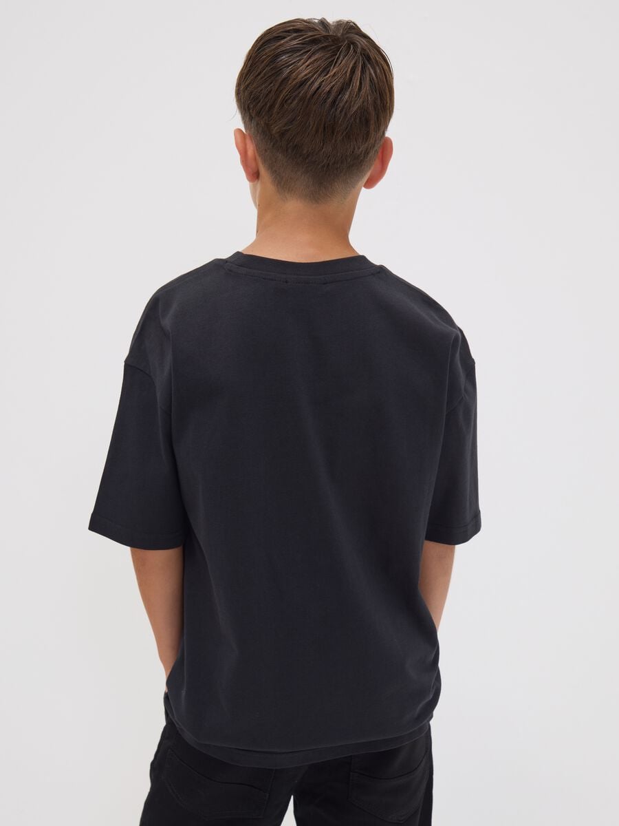 T-shirt nera in puro cotone con stampa New York Knicks per ragazzo_2