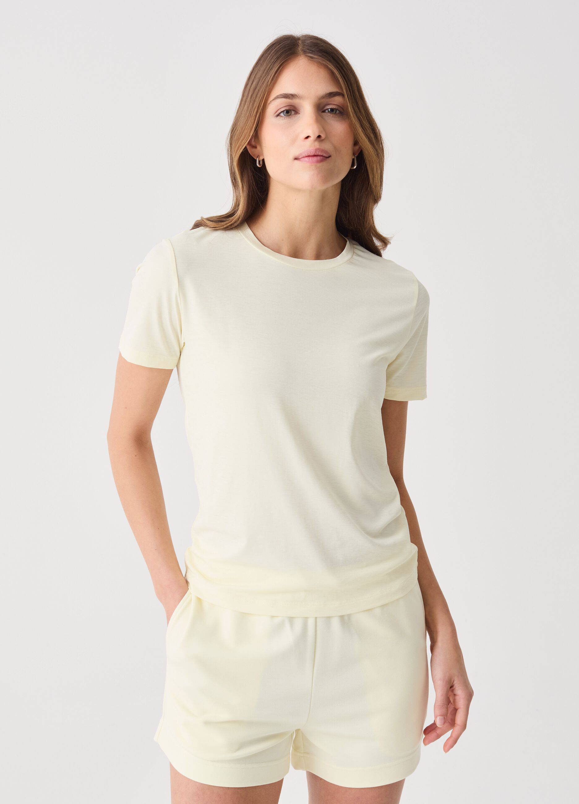 ALTAVIA STUDIO T-shirt in technical fabric