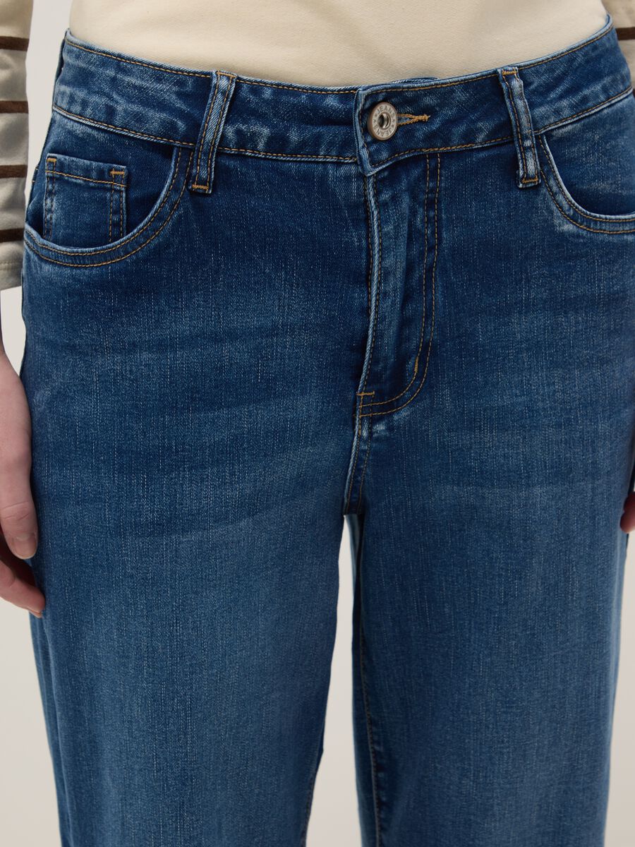 Pantaloni wide leg in misto cotone denim elasticizzato blu_3