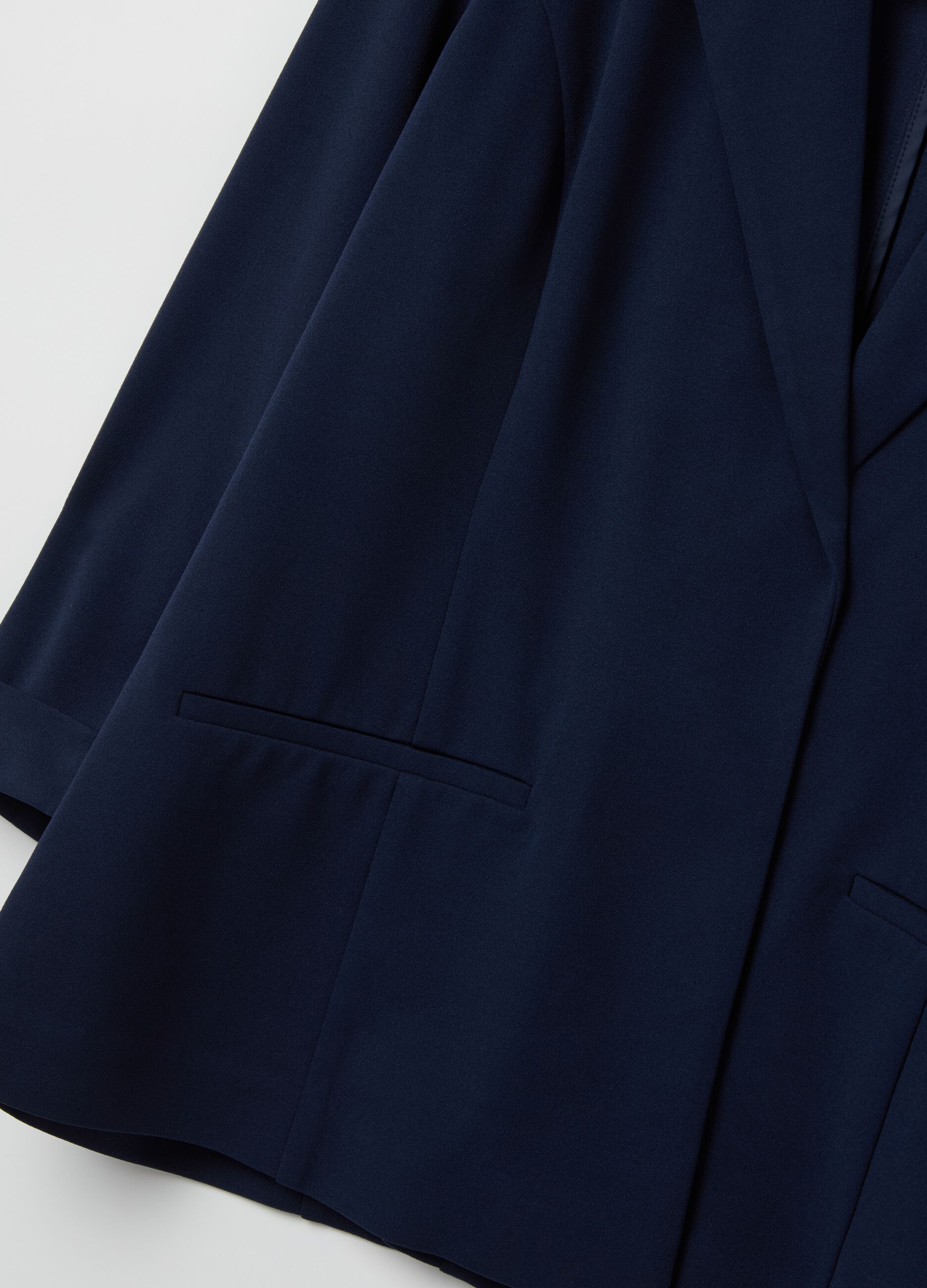Curvy open blazer